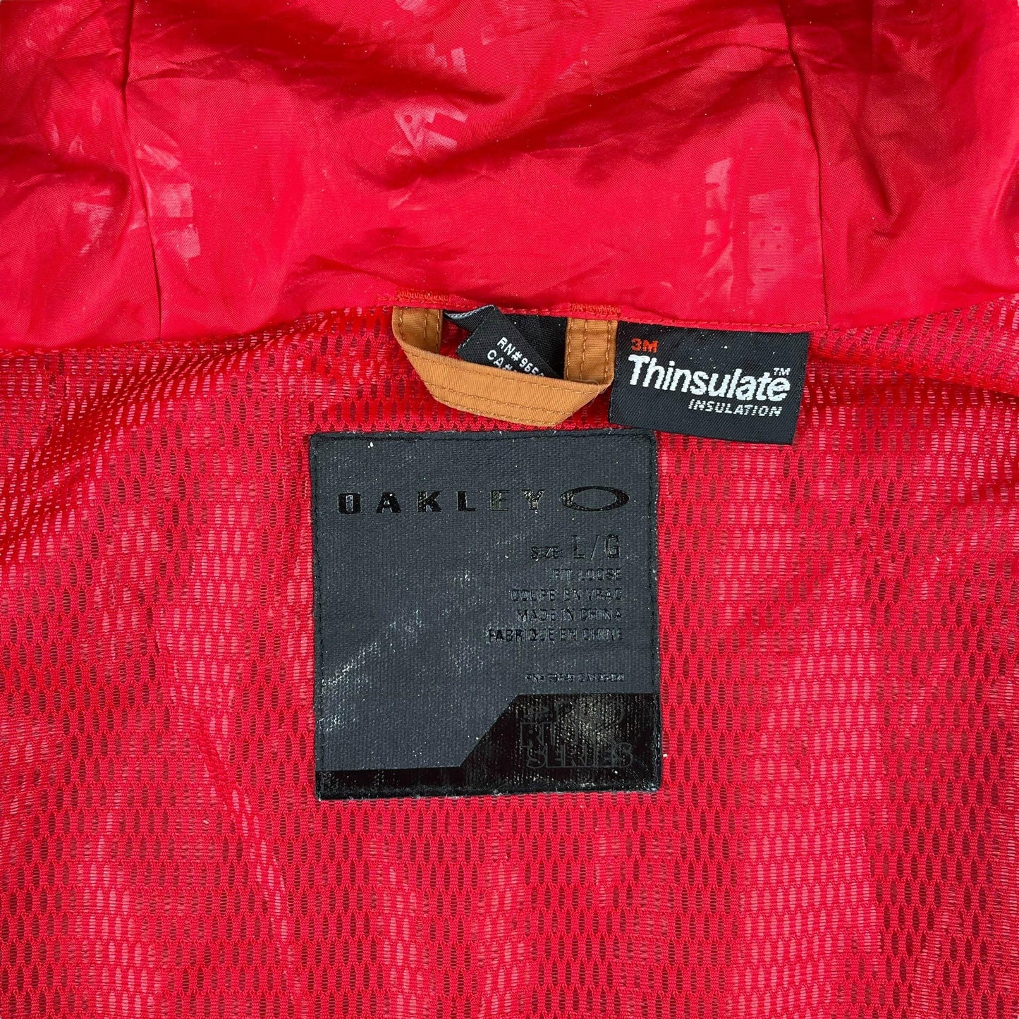 Oakley Nylon Magnet Jacket (L) - Known Source