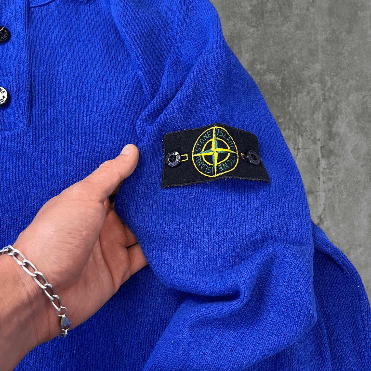 STONE ISLAND KNIT SWEATSHIRT - M - Known Source