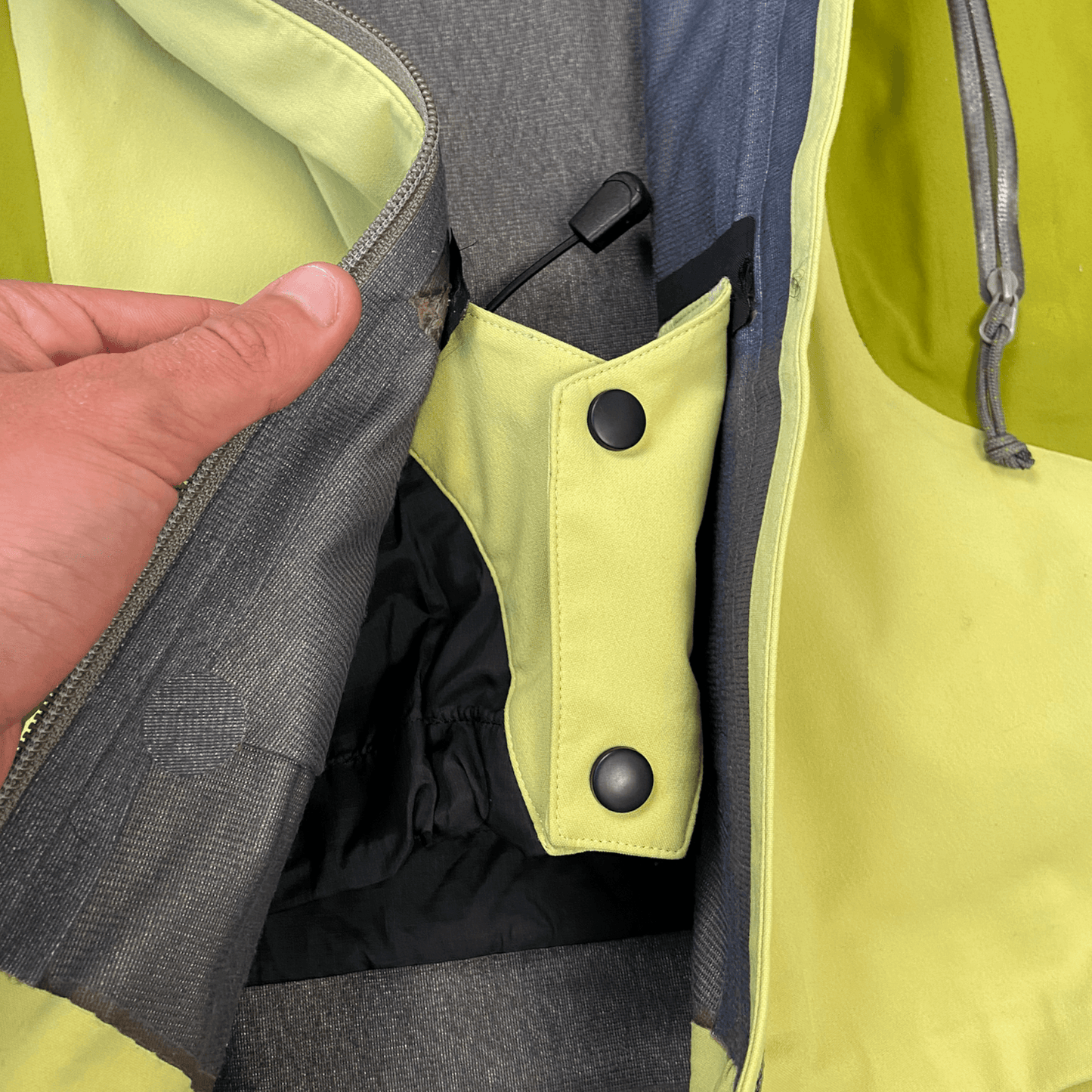 ARCTERYX 2006 SIDEWINDER GORE-TEX JACKET - M - Known Source