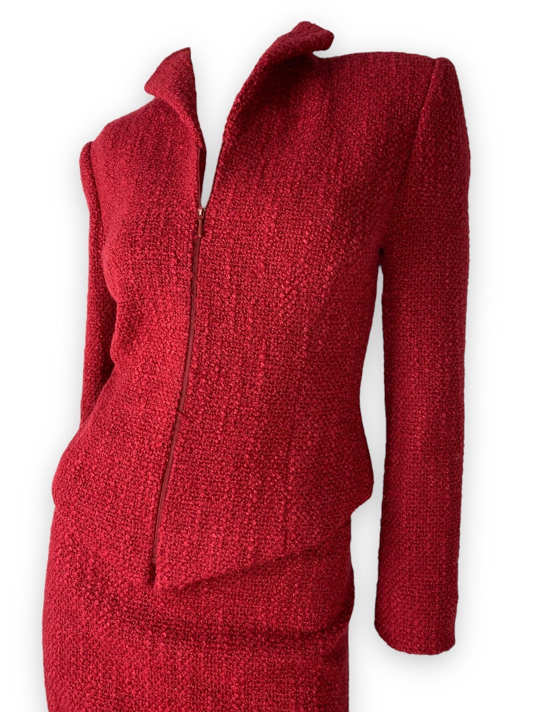 The Classy Woollen Red One - Known Source