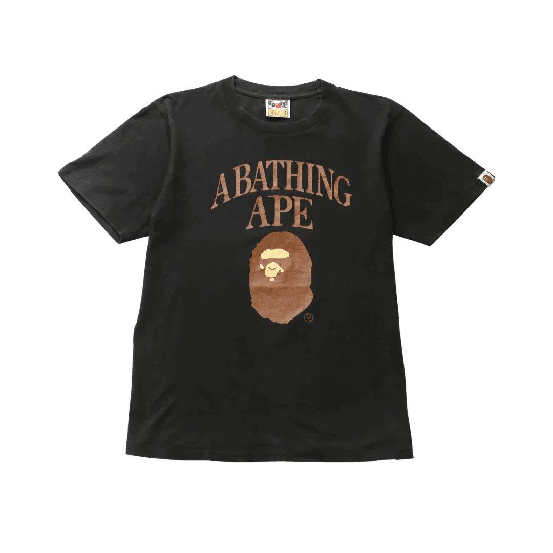 A BATHING APE COLLEGE ARC TEE (S) - Known Source