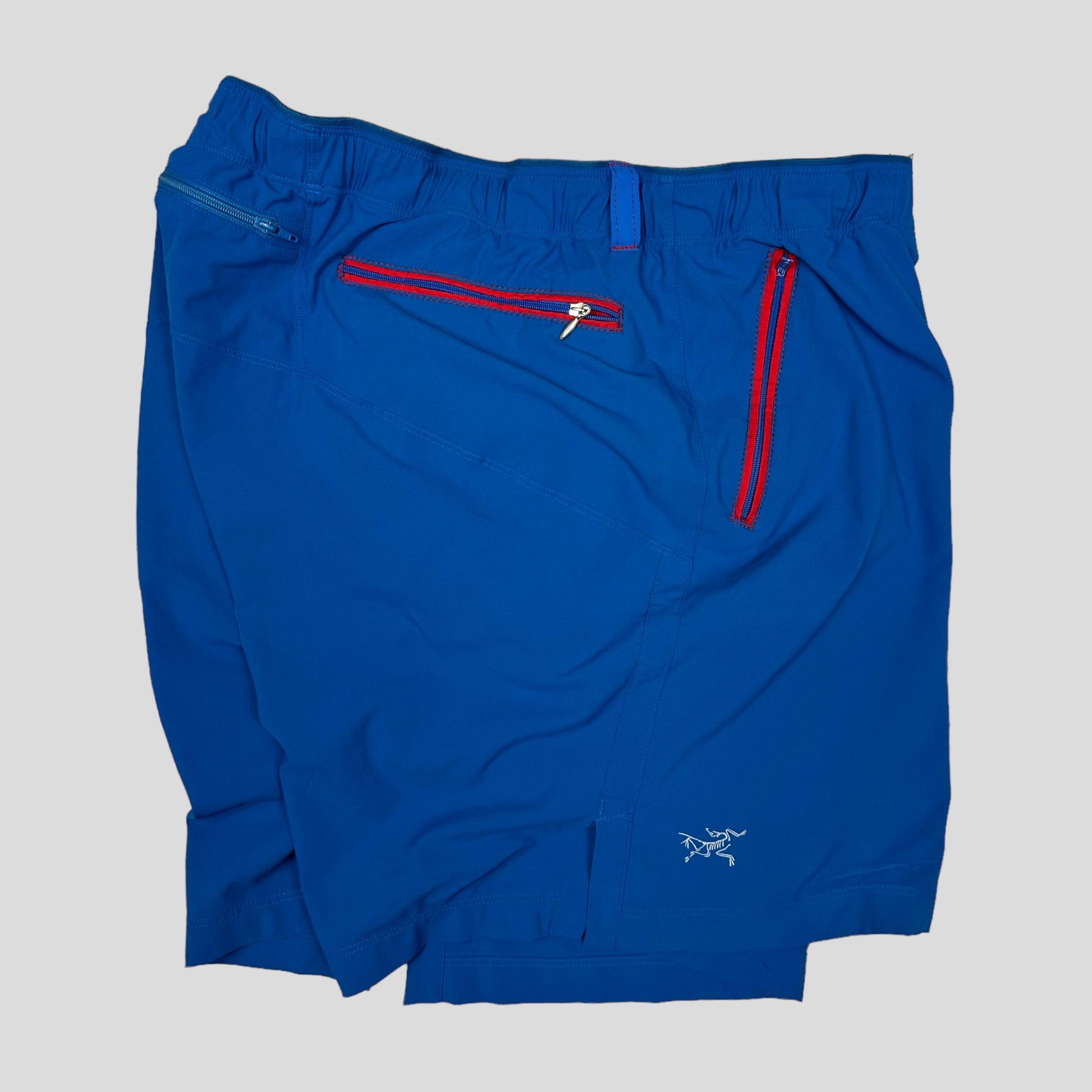 Arc’teryx 2014 multipocket Adan shorts - L - Known Source