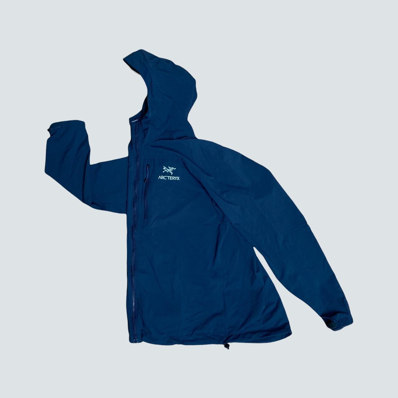 ARC'TERYX Squamish Hoody/ Navy Nylon Jacket (M) - Known Source