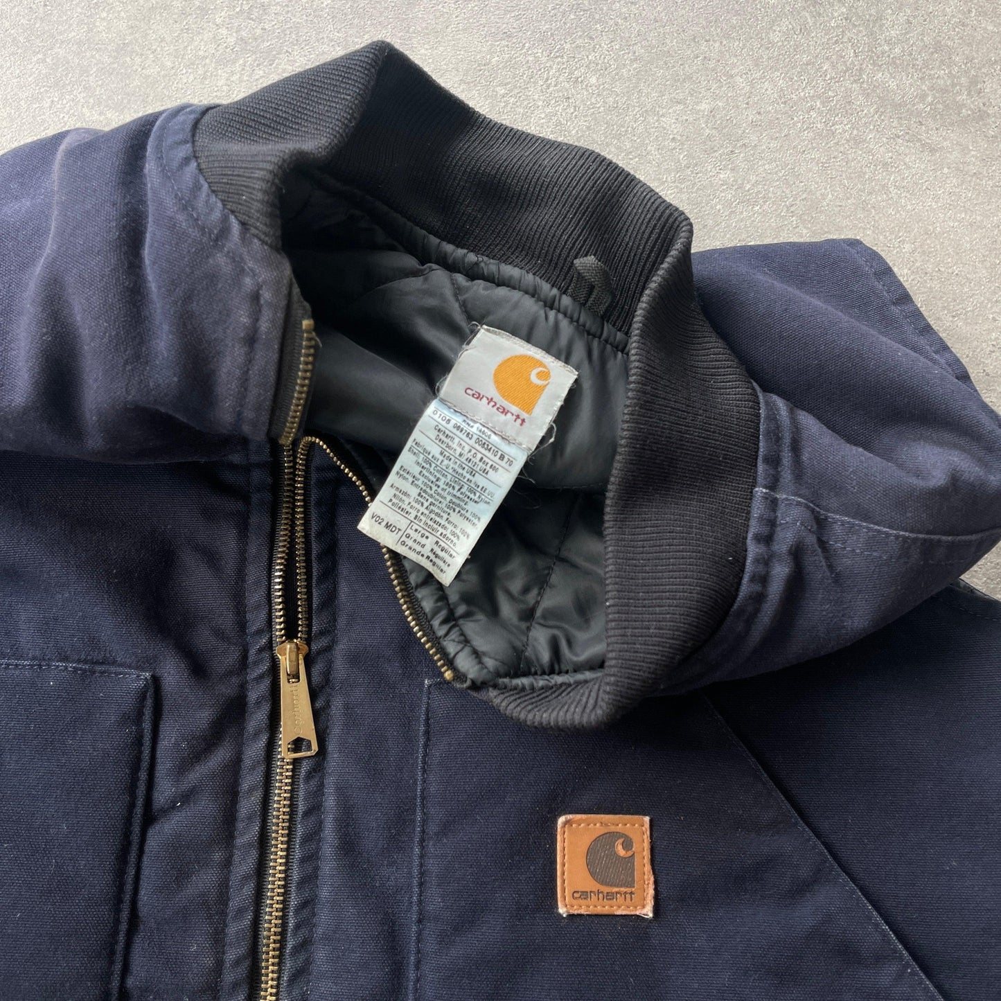 Carhartt 2005 heavyweight quilted vest jacket (L) - Known Source