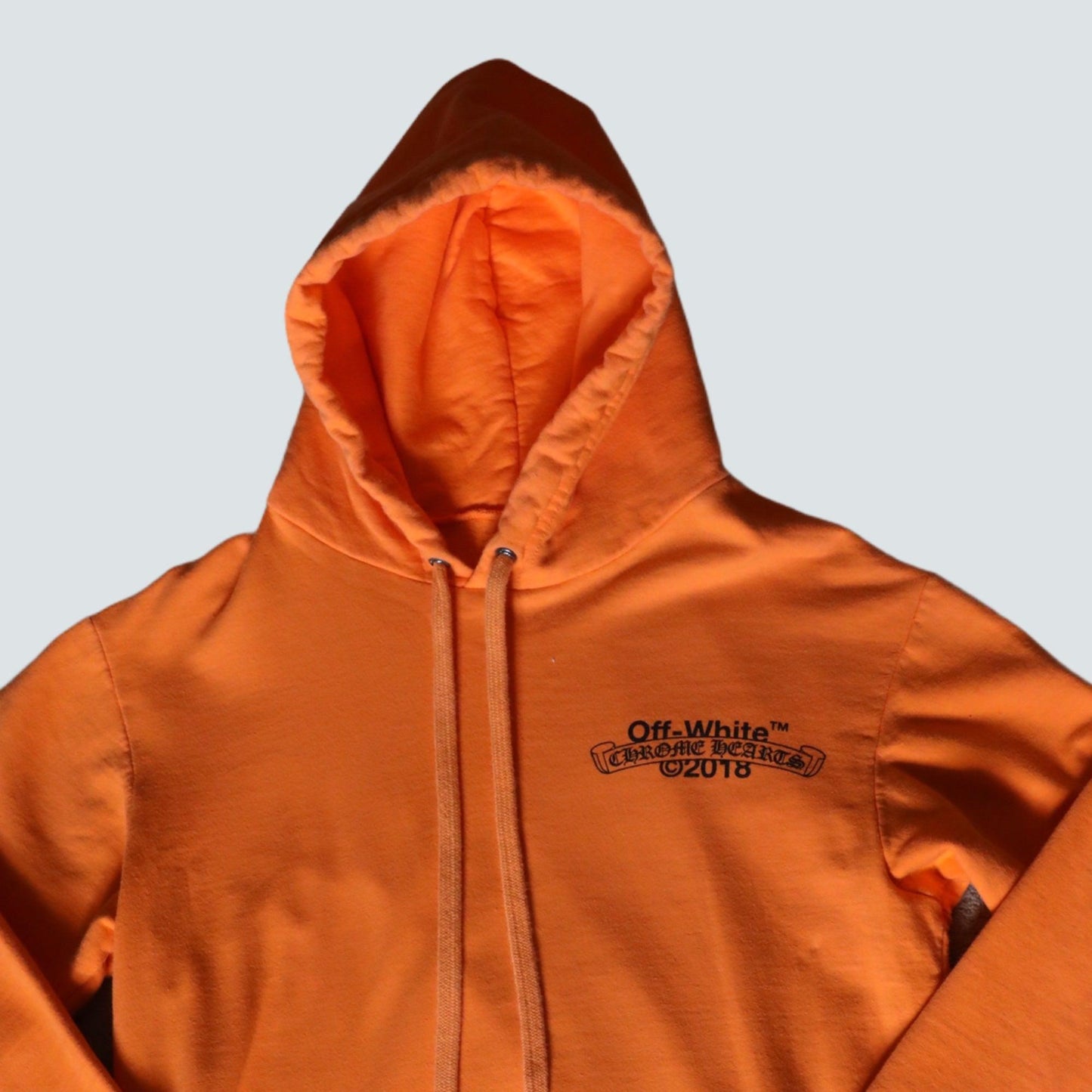 Chrome heats off white orange hoodie (M) - Known Source