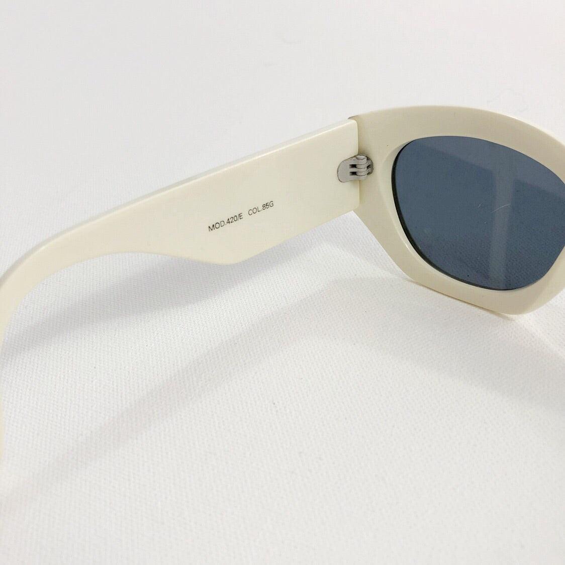 Gianni Versace 90’s Mod 420/ E sunglasses - Known Source