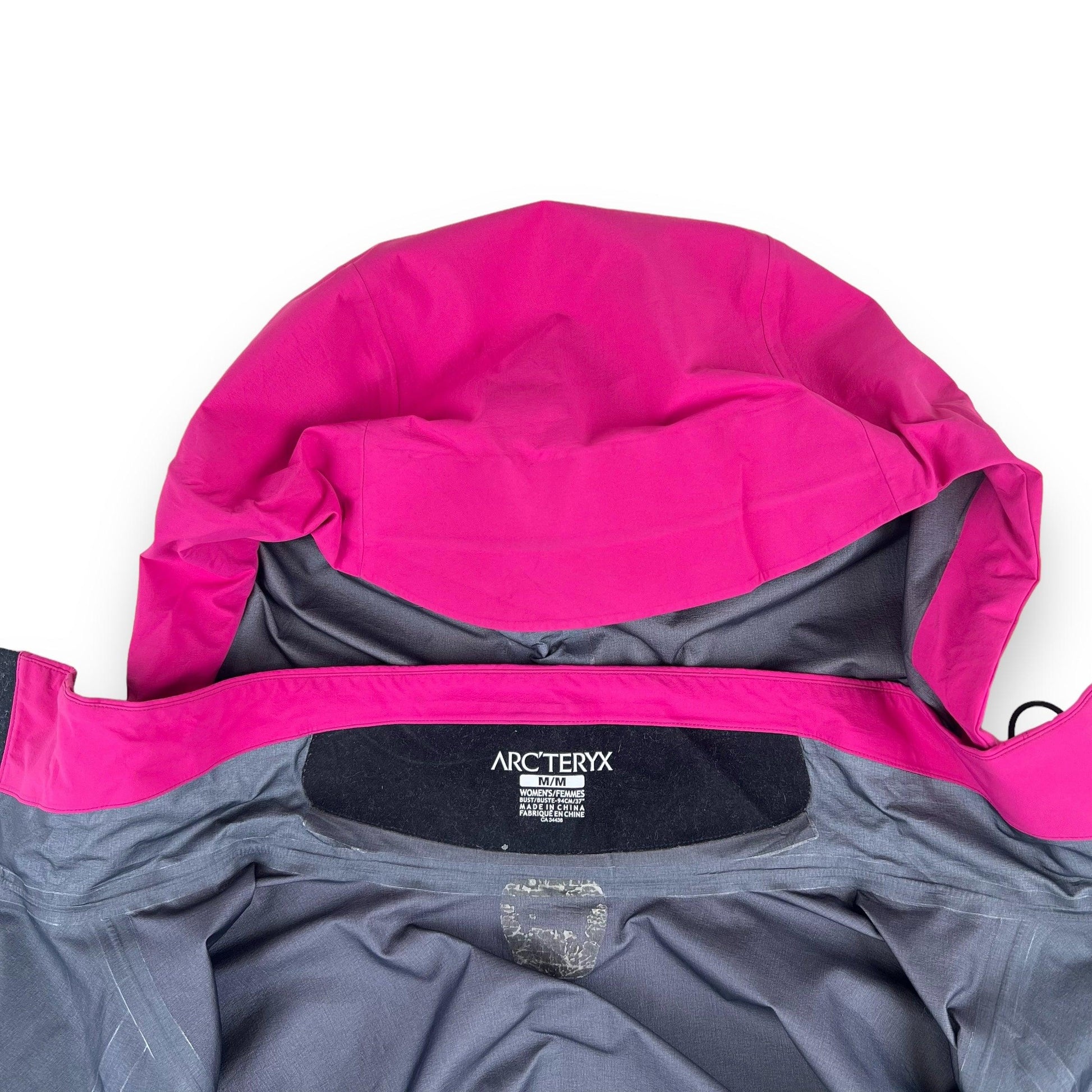 Womens Arc'teryx Theta AR (M) - Known Source