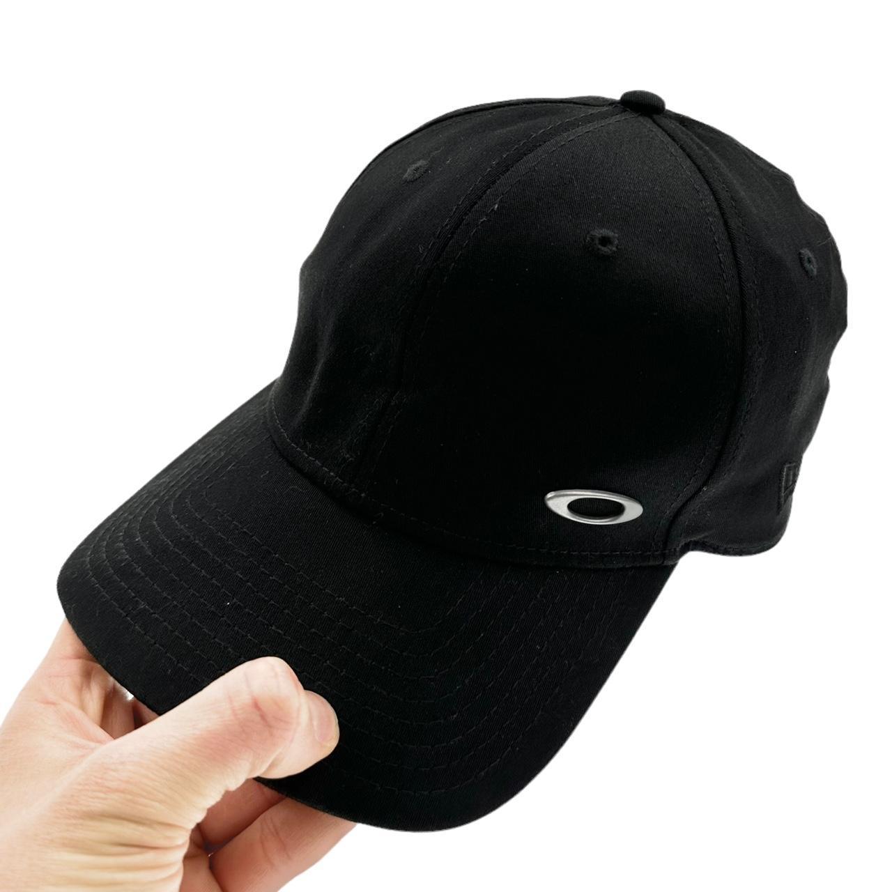Oakley Logo Hat - Known Source