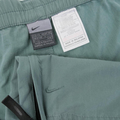 Vintage Nike Trousers Size W47 - Known Source