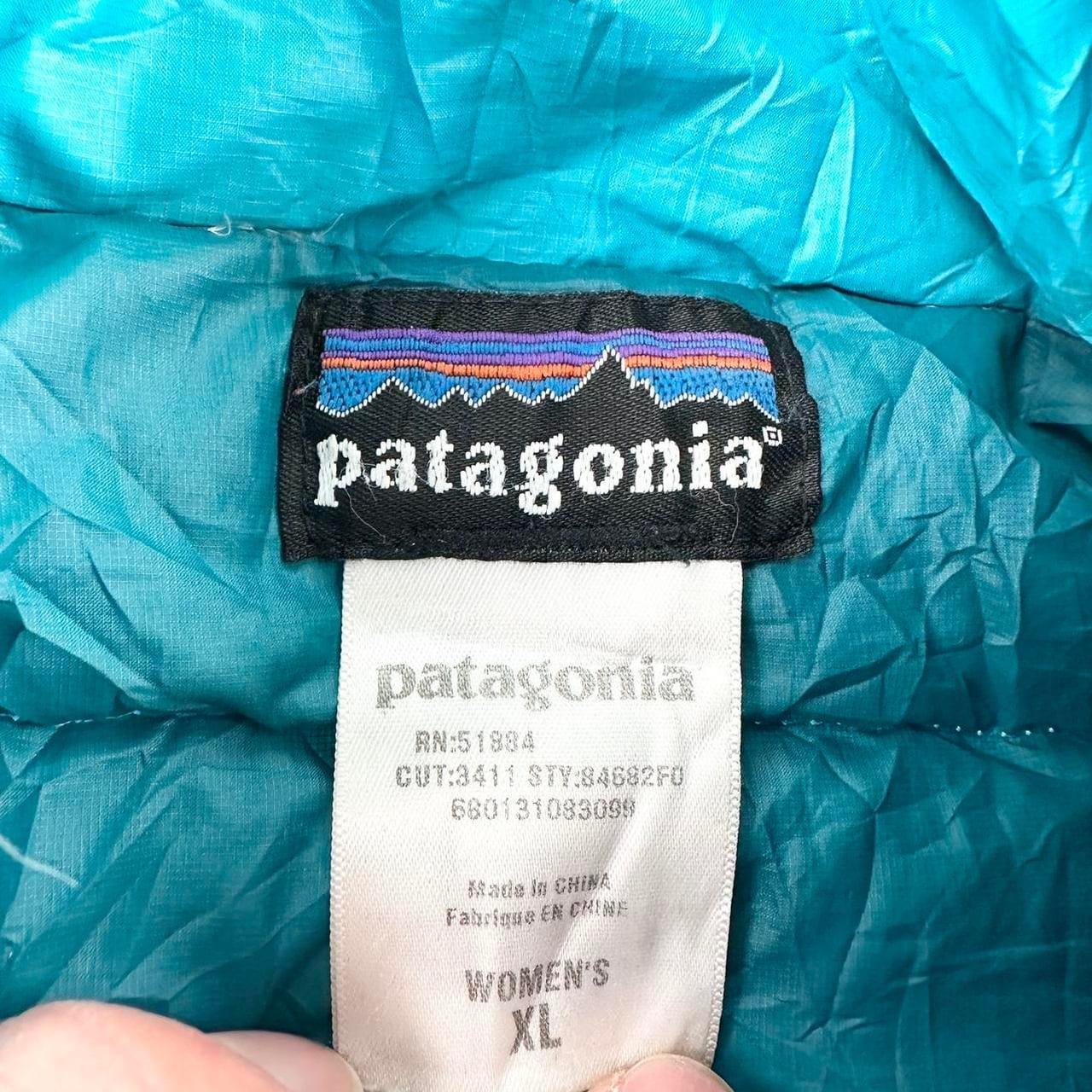 Patagonia padded jacket woman’s size XL - Known Source