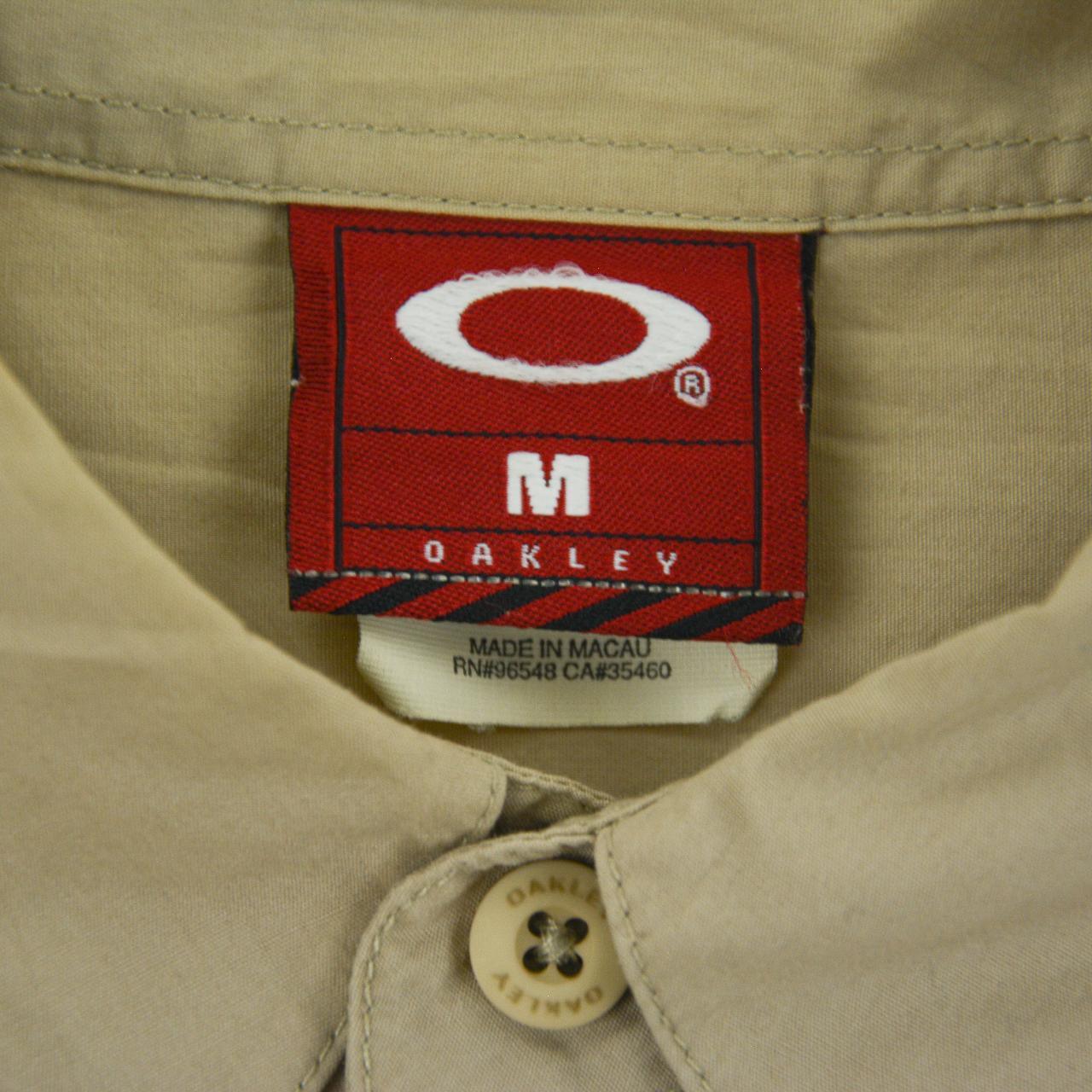 Vintage Oakley Button Up Shirt Size M - Known Source