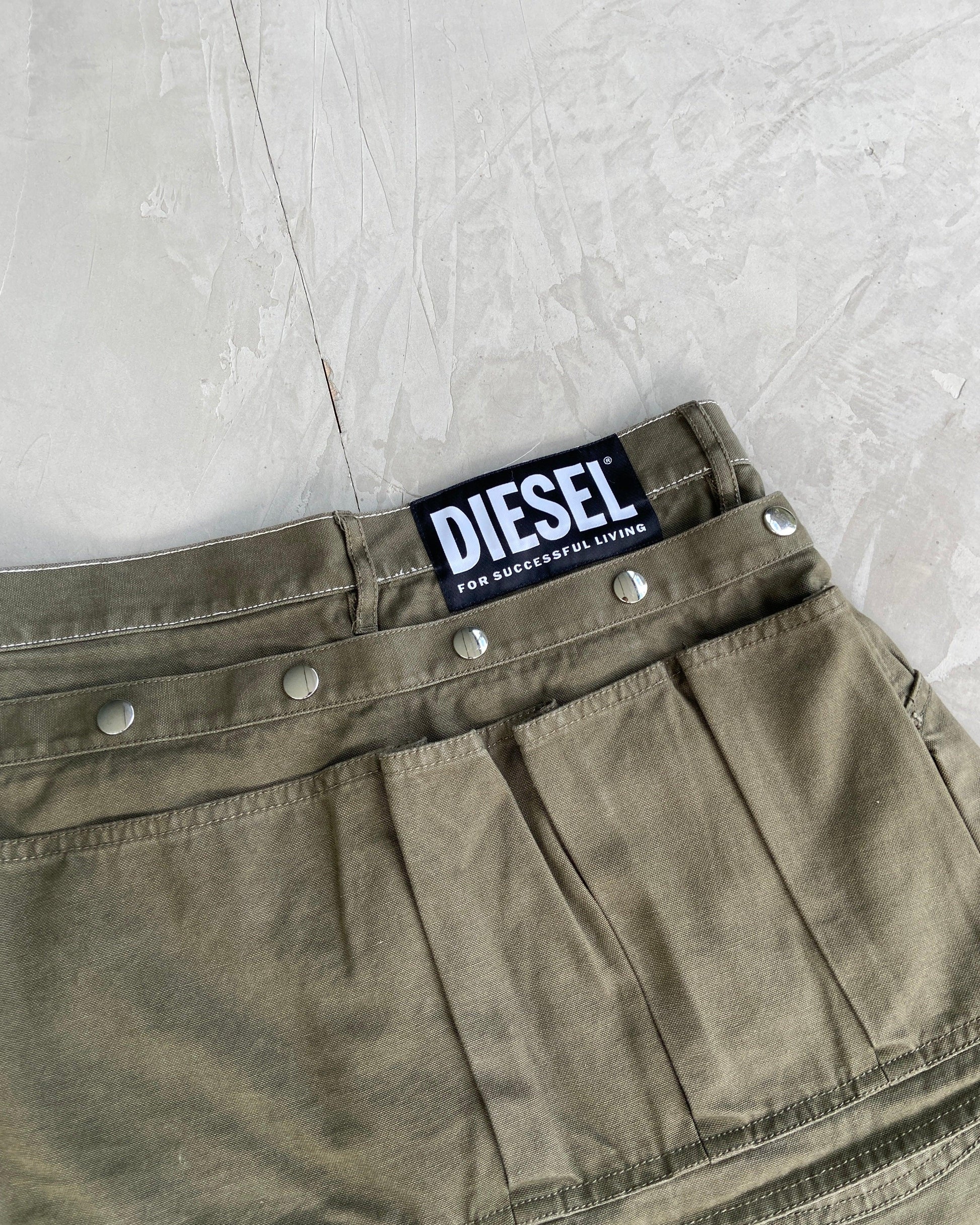 DIESEL REMOVABLE CARGO MINI SKIRT - W28" - Known Source