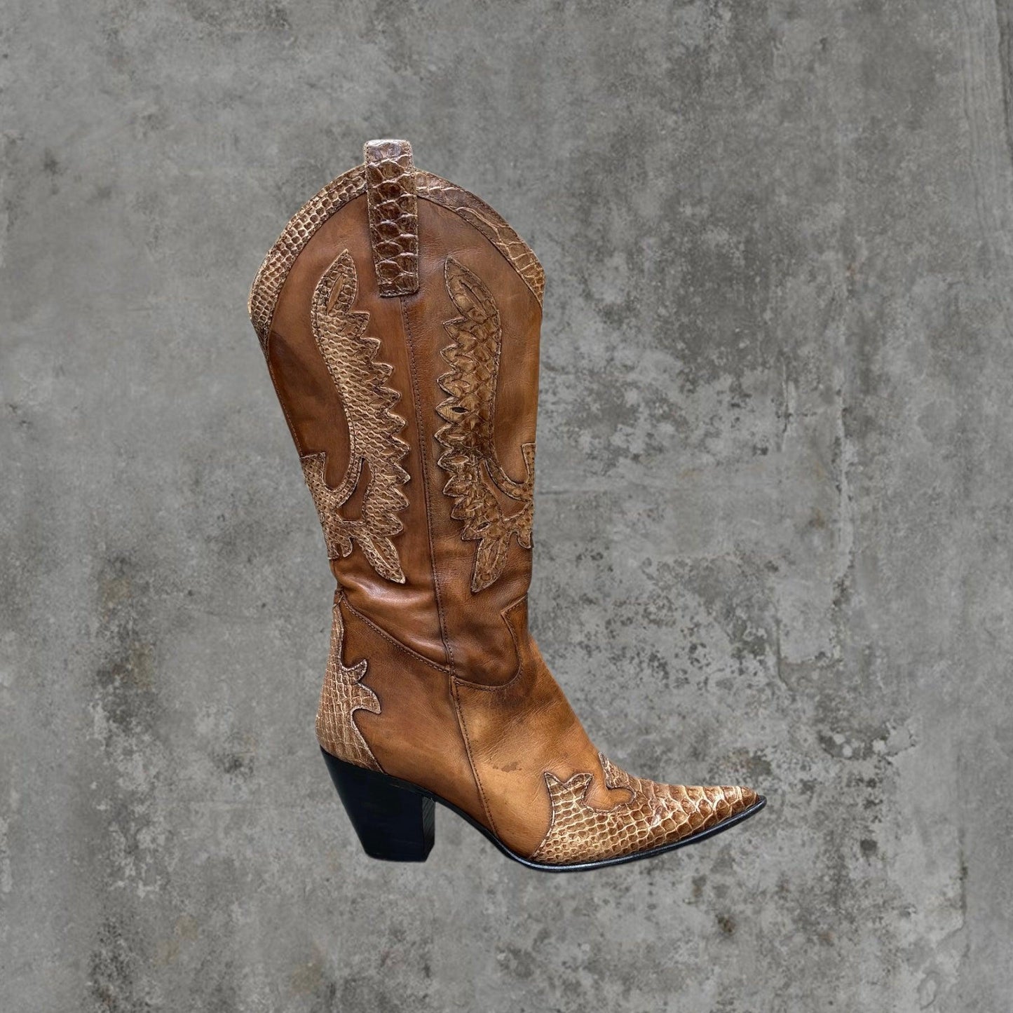 BROWN LEATHER COWBOY BOOTS - UK 5.5 - Known Source