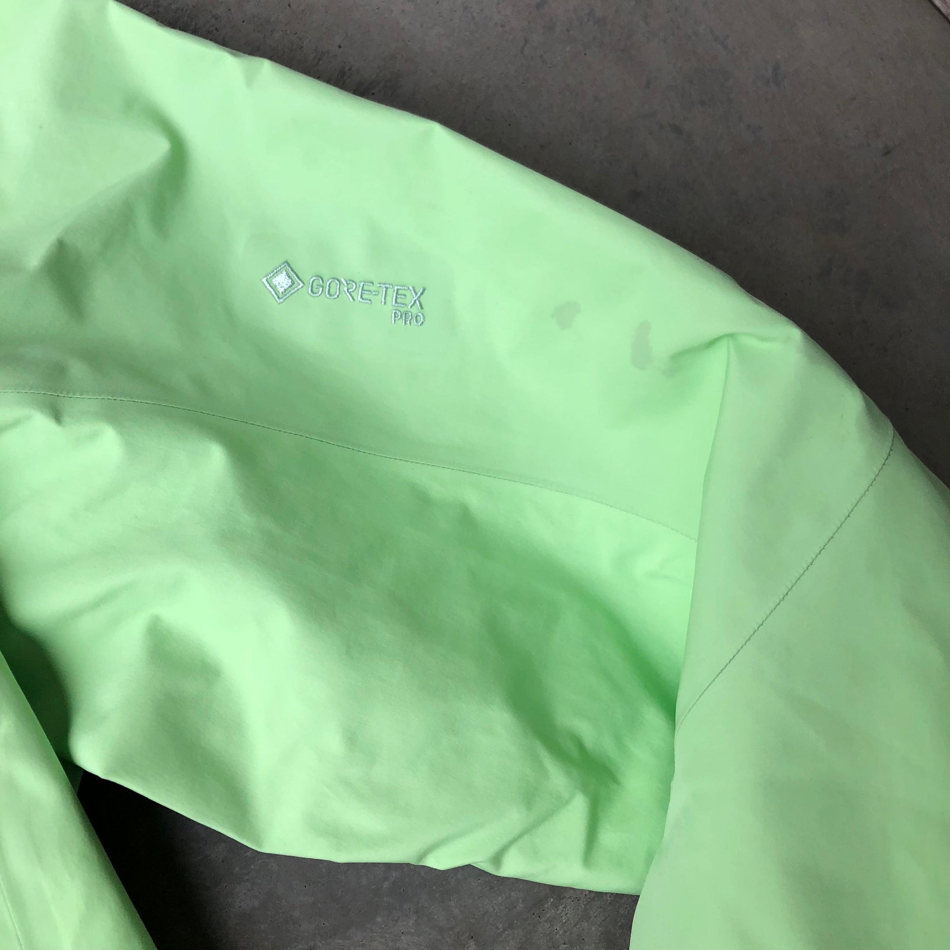 Arcteryx Beta FL Jacket - Matcha Green - Known Source