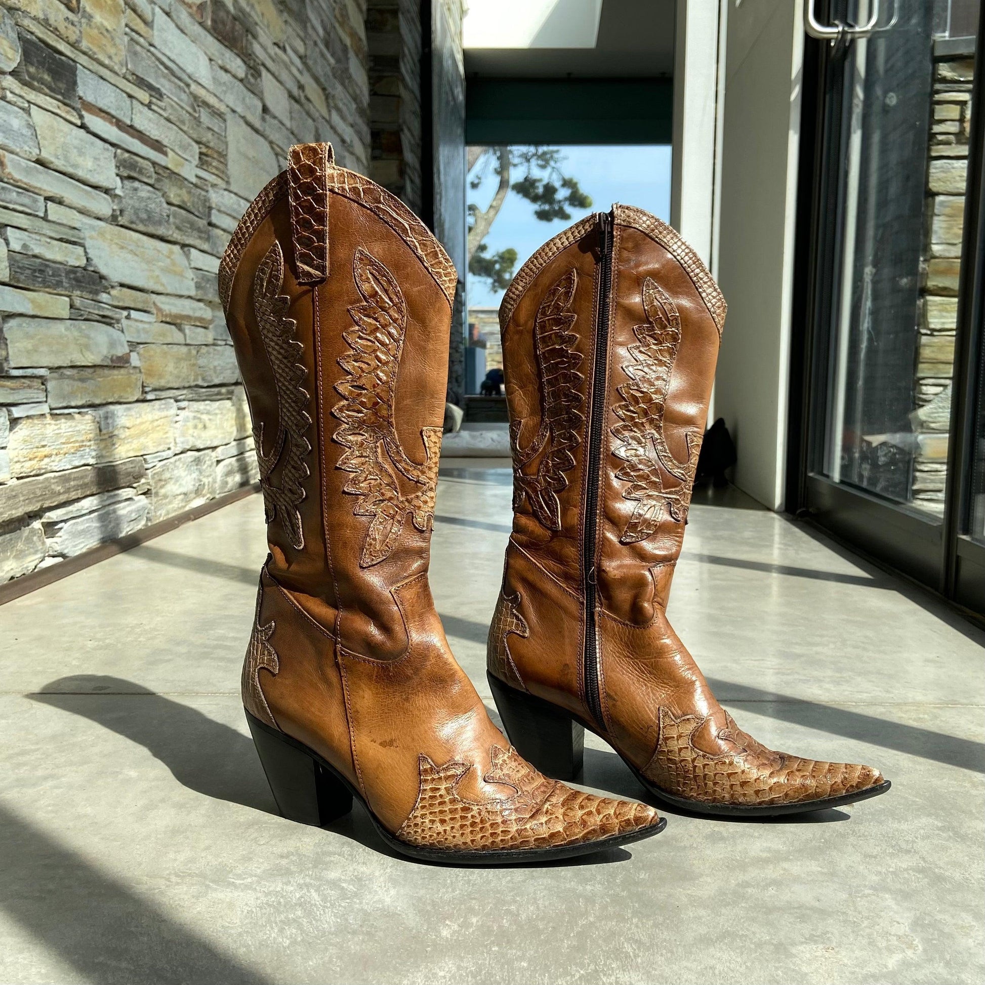 BROWN LEATHER COWBOY BOOTS - UK 5.5 - Known Source