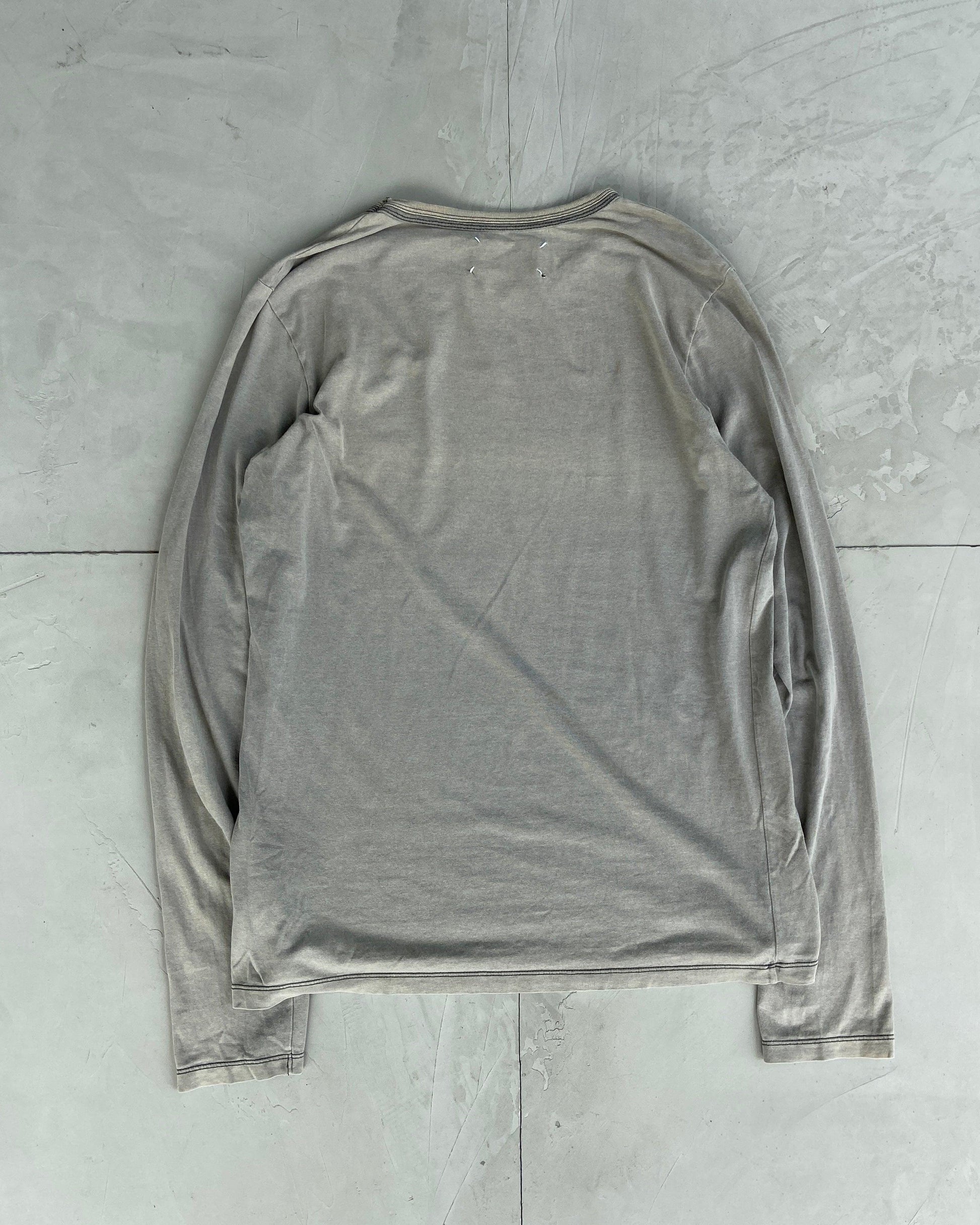 MAISON MARGIELA LONG SLEEVE TEE - L - Known Source