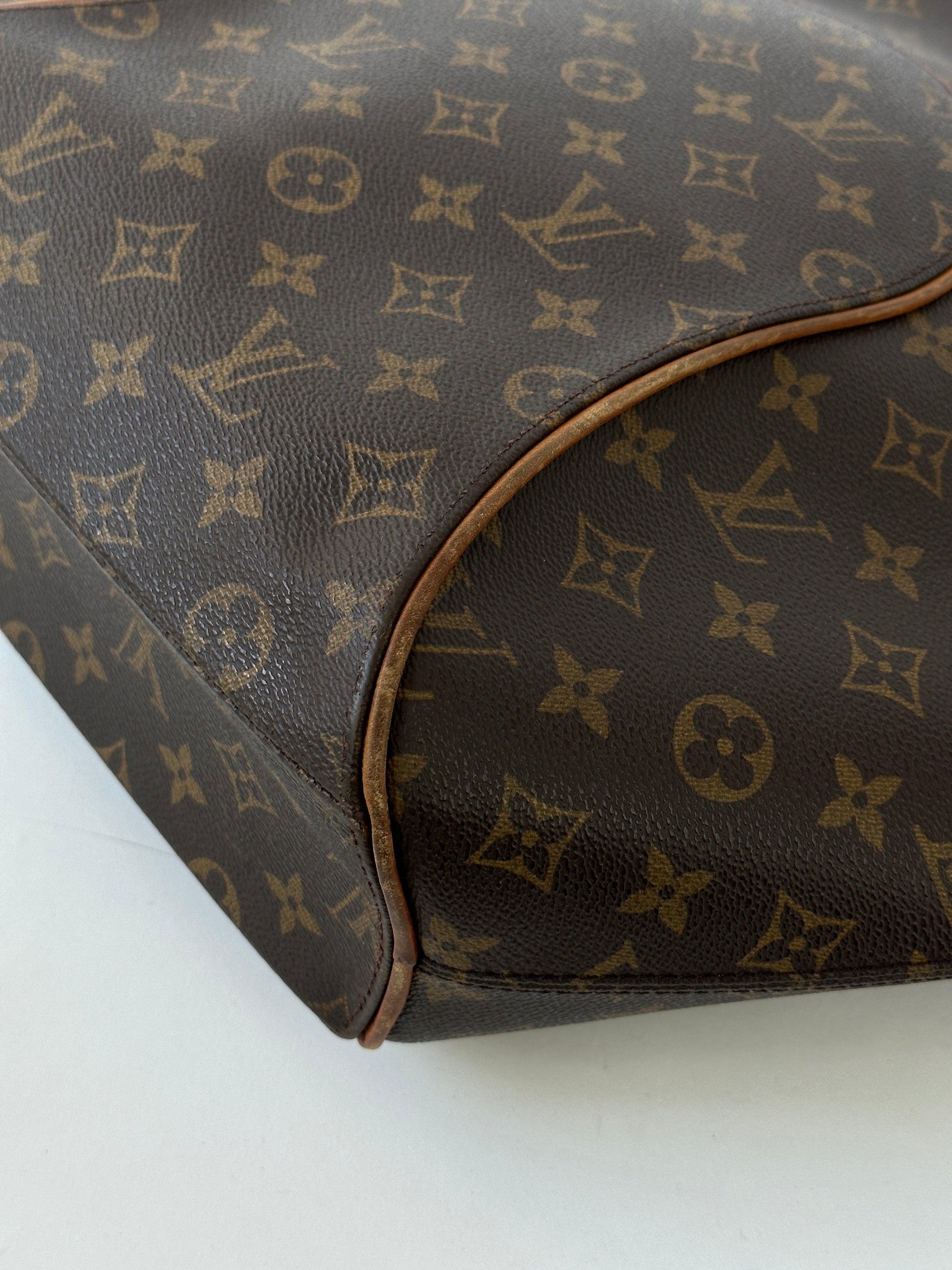 Louis Vuitton 1997 Ellipse Shoulder Bag - Known Source