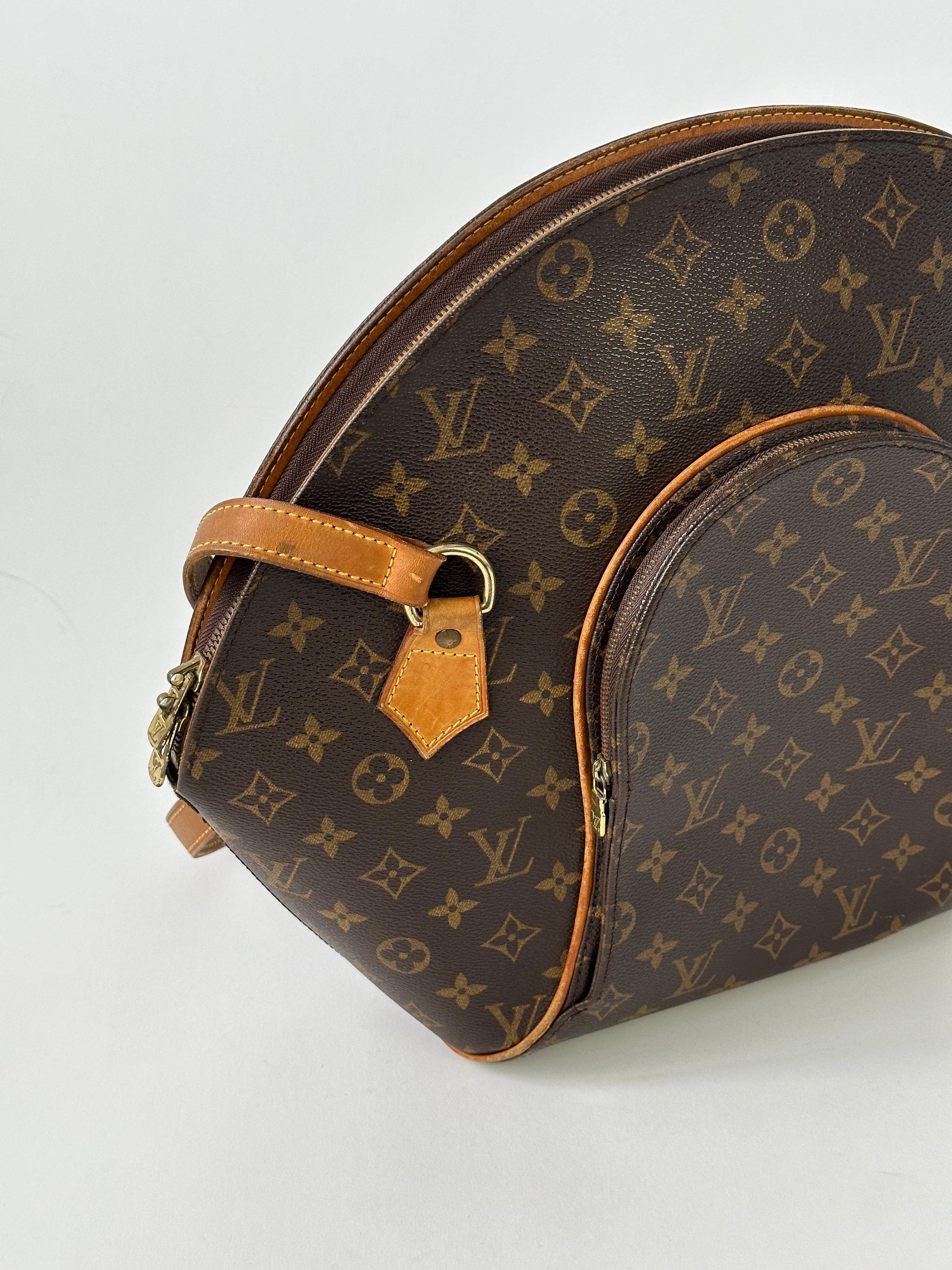 Louis Vuitton 1997 Ellipse Shoulder Bag - Known Source