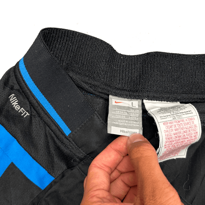 Nike 00s Shorts In Black With Blue Detailing ( L ) - Known Source