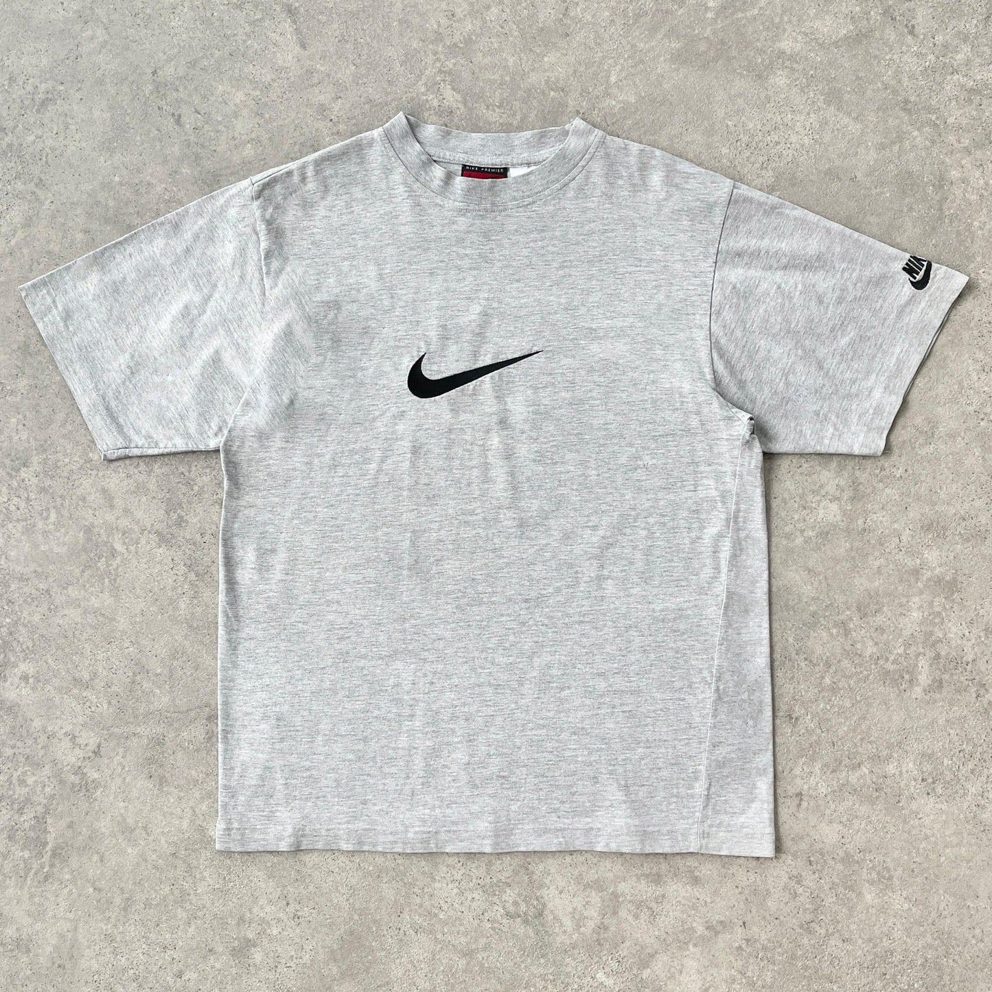 Nike 1990s heavyweight embroidered t-shirt (M) - Known Source