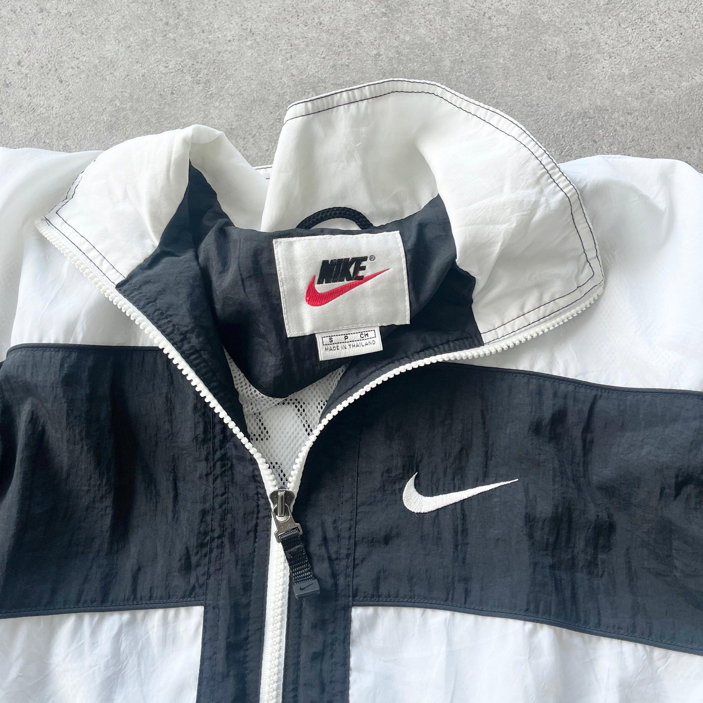 Nike 1990s lightweight convertible spellout shell jacket (S) - Known Source