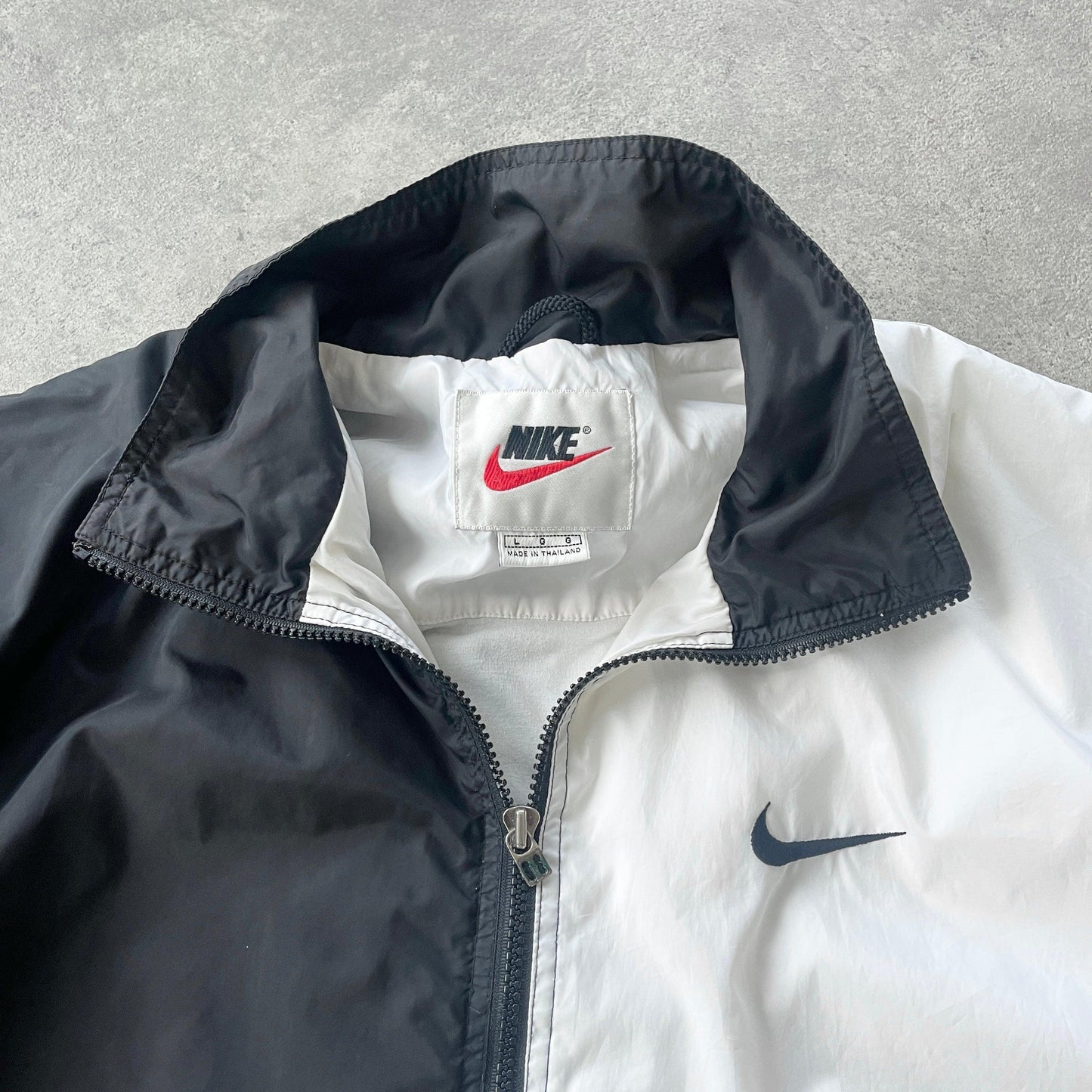 Nike 1990s lightweight embroidered swoosh shell jacket (L) - Known Source