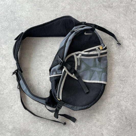 Nike 1990s technical tri-harness sling bag (20”x13”x7”) - Known Source