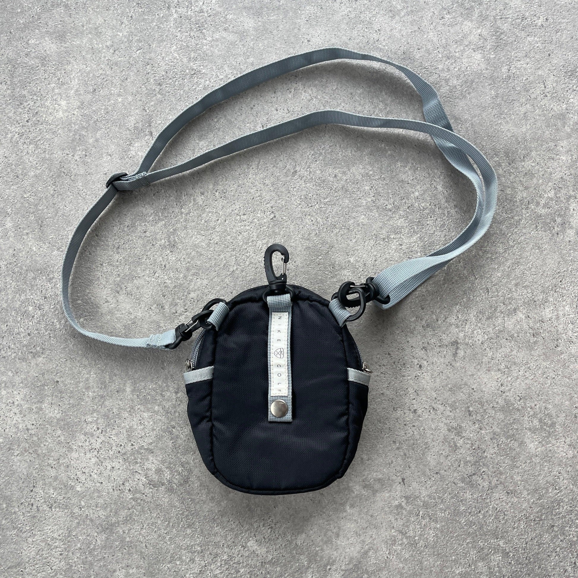 Nike 2000s cross body utility bag (7”x6”x2”) - Known Source