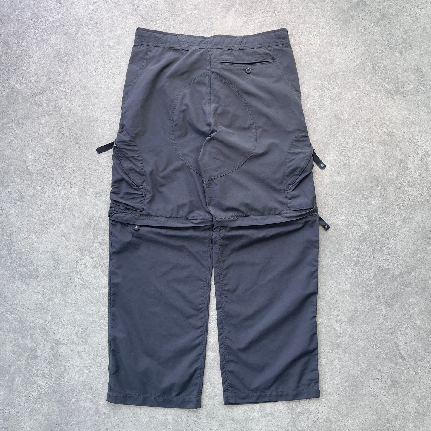 Nike ACG 2000s convertible technical cargo trousers (M) - Known Source