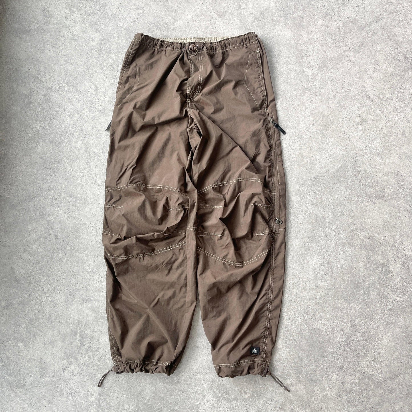 Nike ACG 2000s lightweight technical parachute pants (S) - Known Source