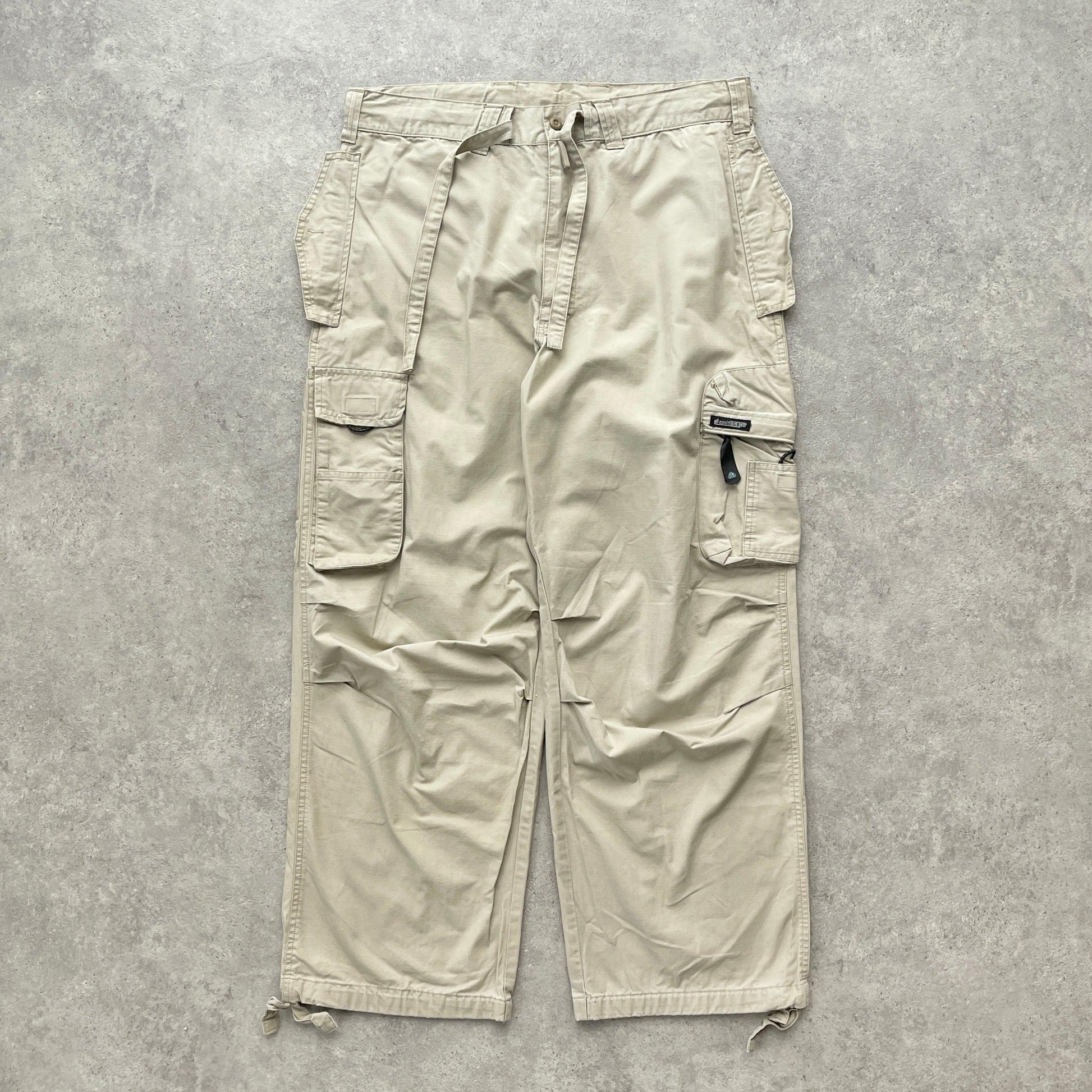 Nike ACG 2000s technical cargo trousers (XL) - Known Source