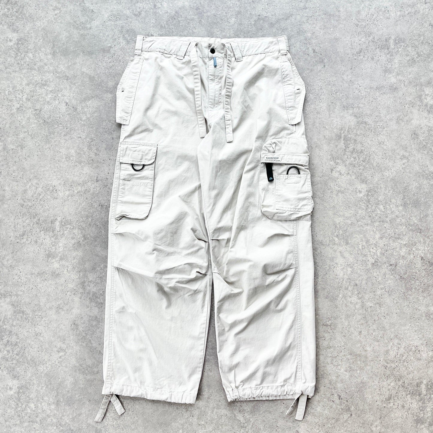 Nike ACG 2000s technical cargo trousers (XL) - Known Source