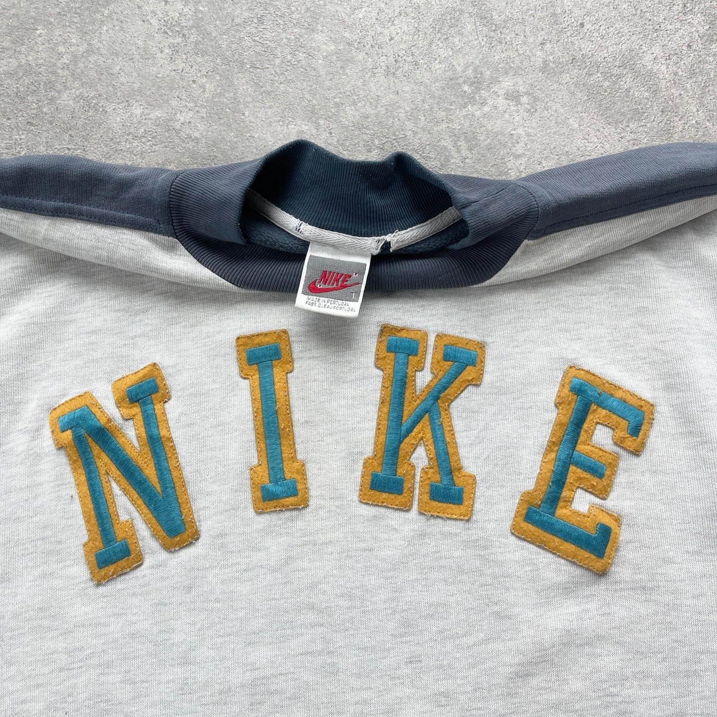 Nike RARE 1990s embroidered spellout sweatshirt (L) - Known Source