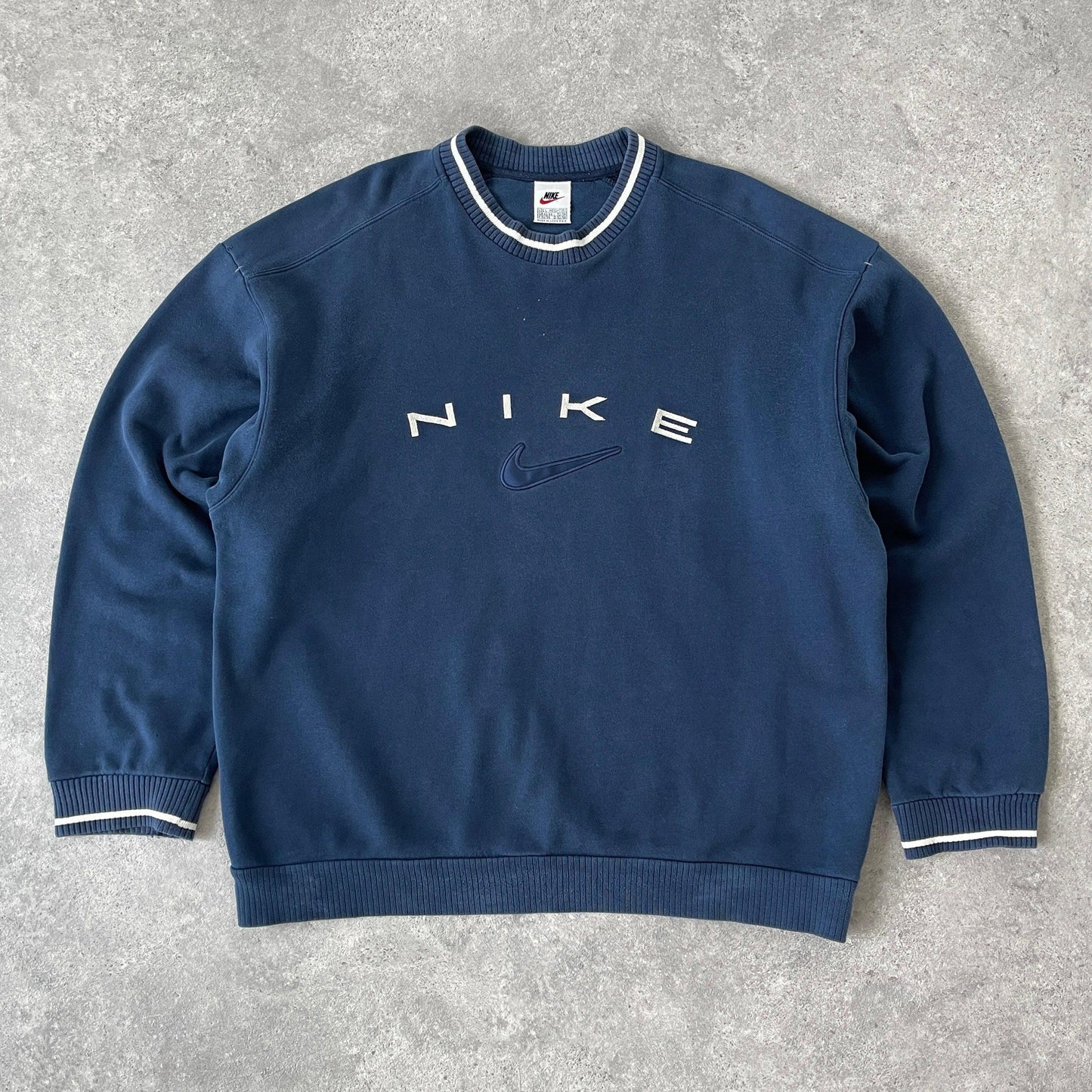 Nike RARE 1990s heavyweight embroidered spellout sweatshirt (L) - Known Source