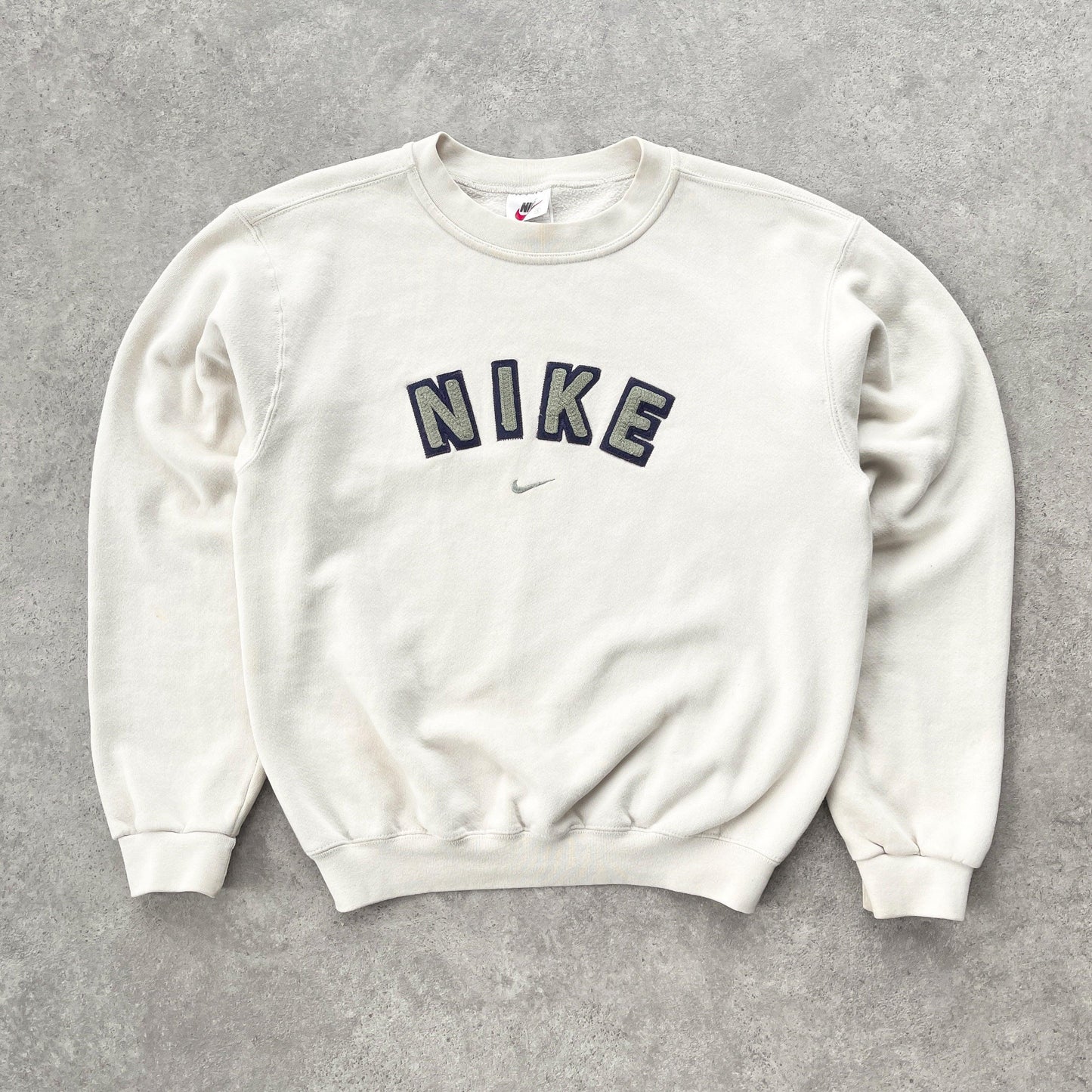 Nike RARE 1990s heavyweight embroidered spellout sweatshirt (S) - Known Source