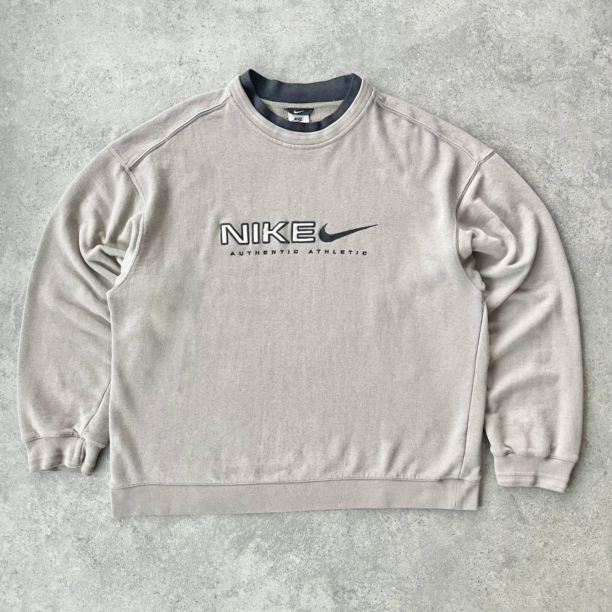 Nike RARE 1990s heavyweight embroidered sweatshirt (L) - Known Source