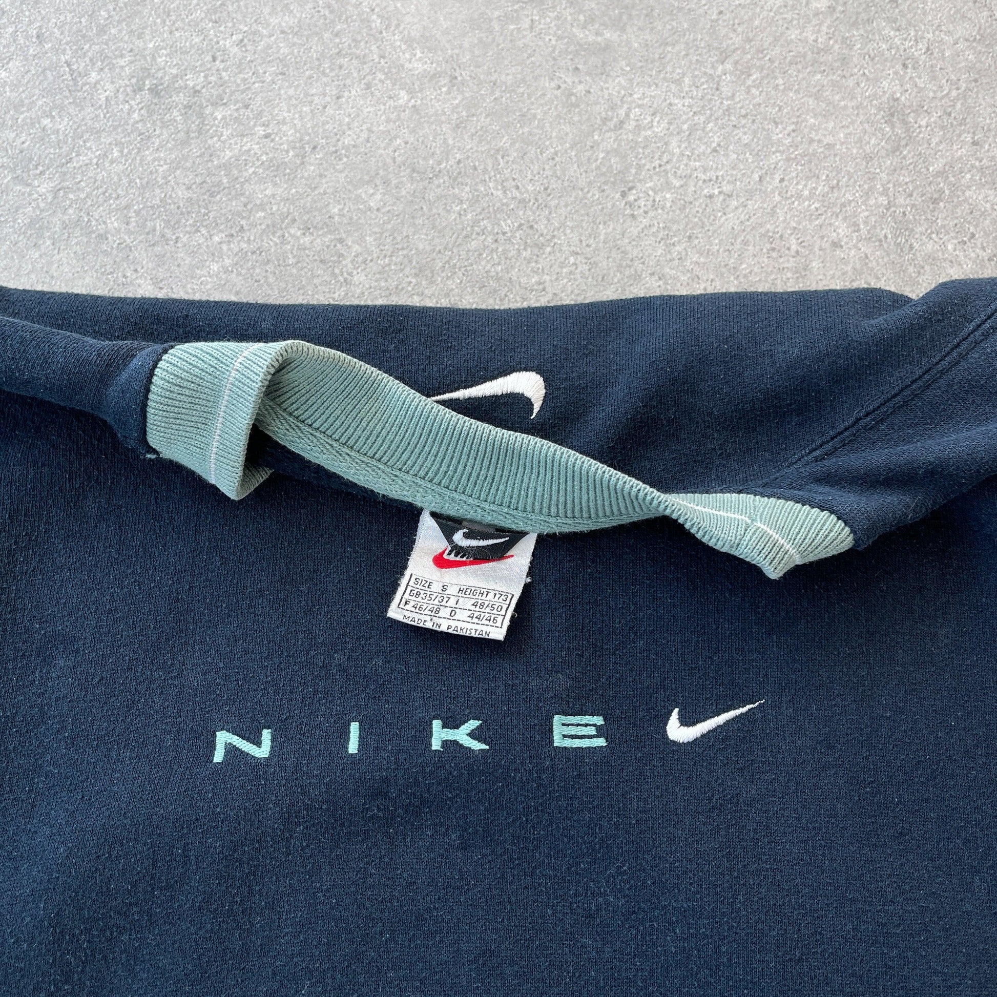 Nike RARE 1990s heavyweight embroidered sweatshirt (S) - Known Source