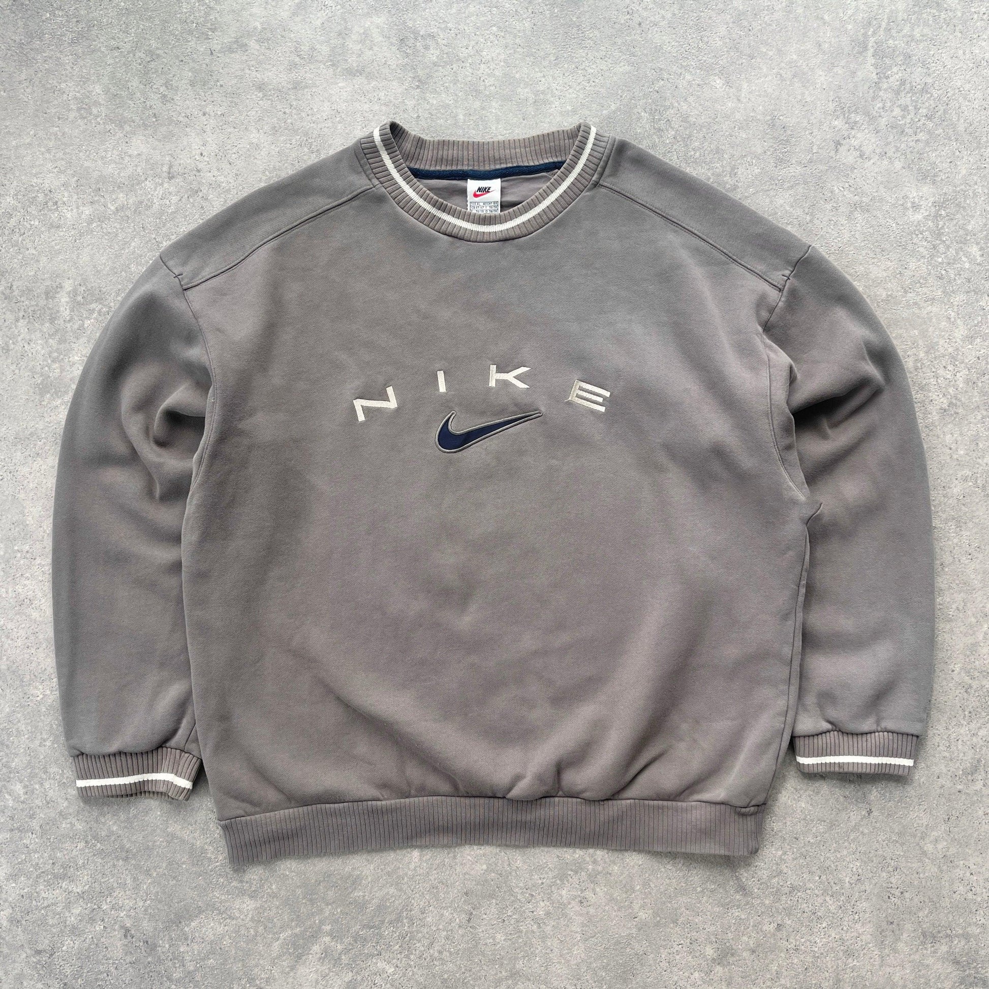 Nike RARE 1990s heavyweight embroidered sweatshirt (XL) - Known Source