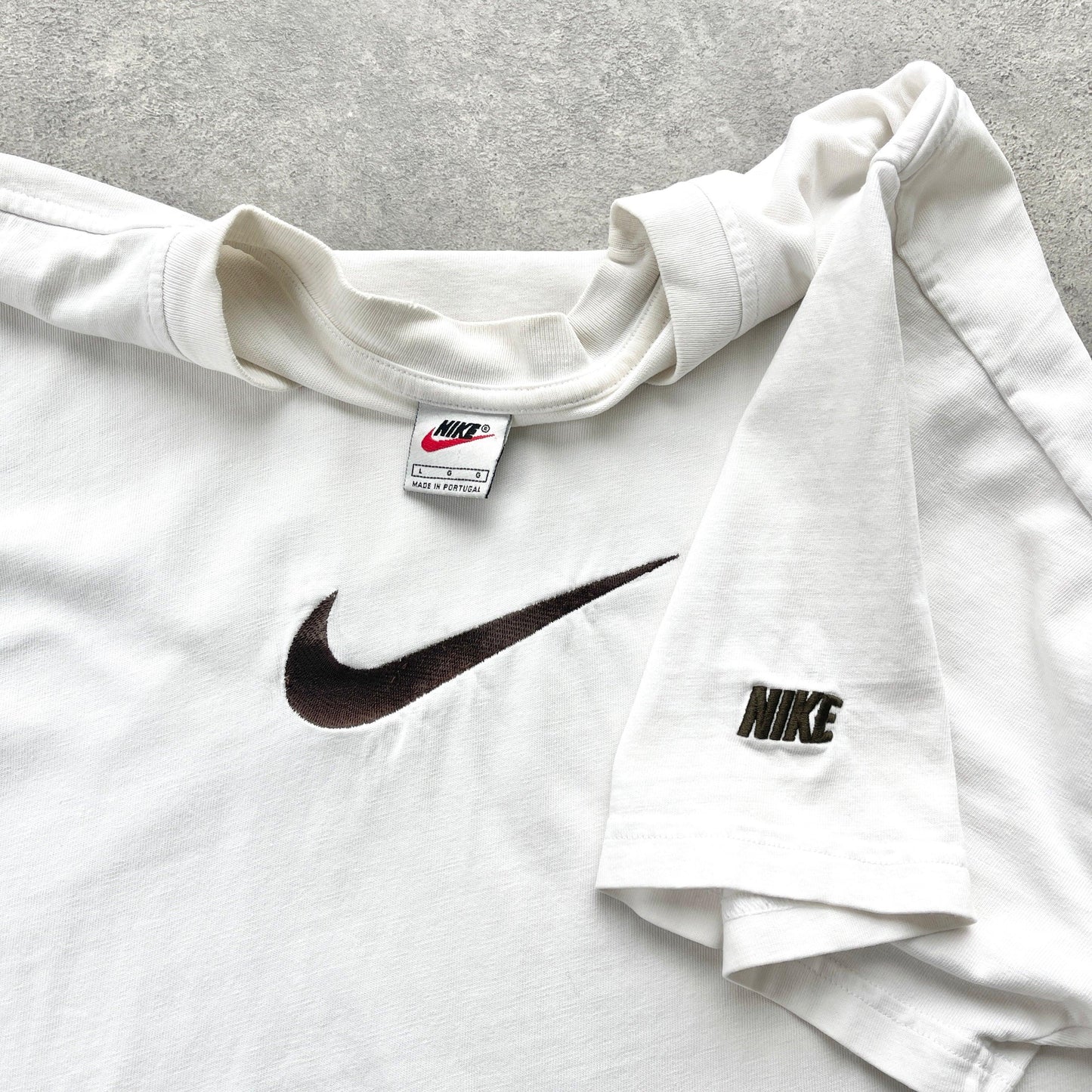 Nike RARE 1990s heavyweight embroidered t-shirt (L) - Known Source