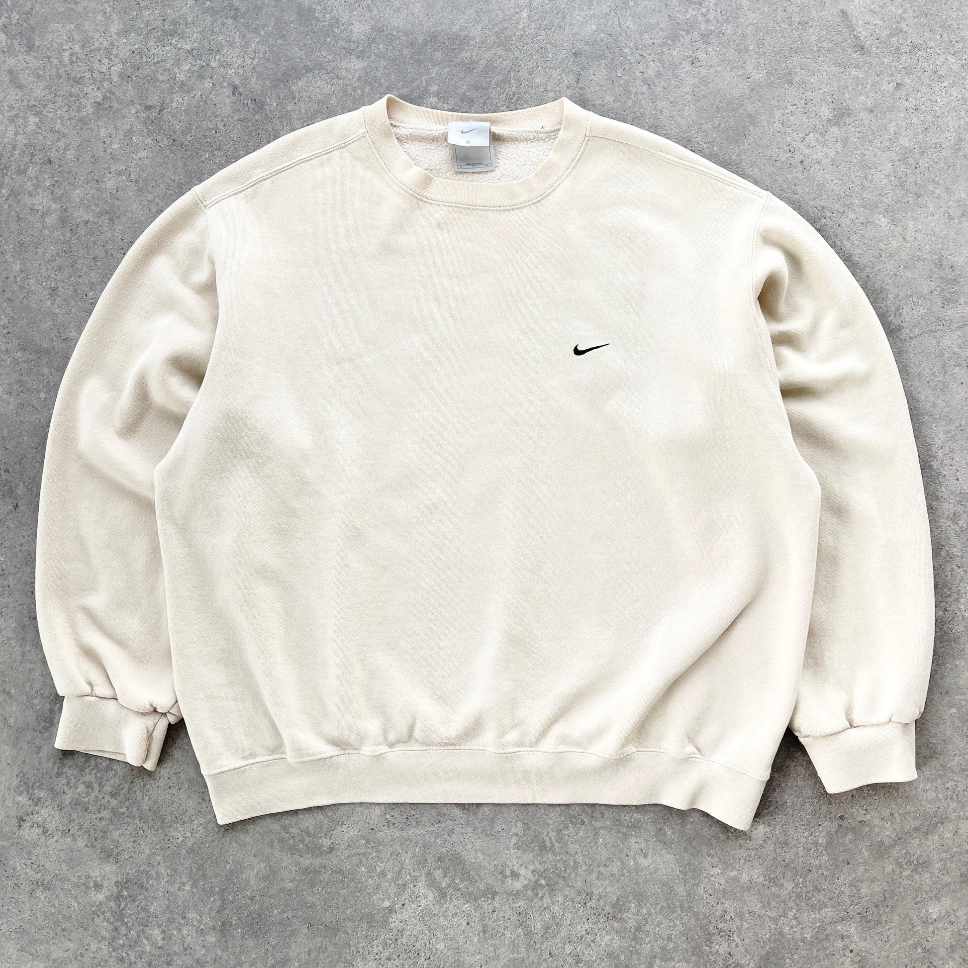 Nike RARE 2000s heavyweight embroidered sweatshirt (XL) - Known Source