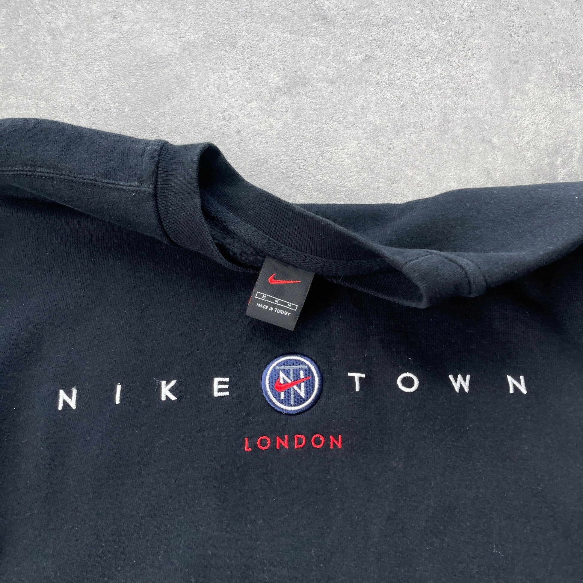 Nike Town London RARE 1990s heavyweight embroidered sweatshirt (M) - Known Source