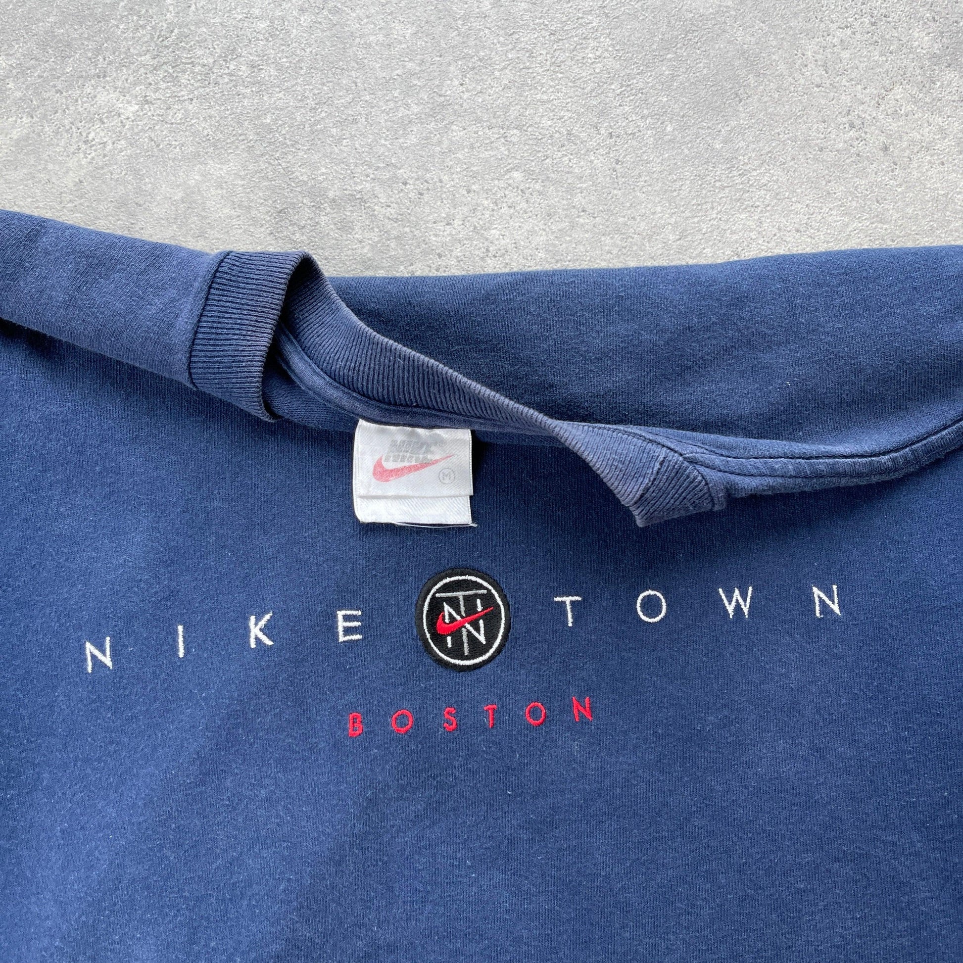 Nike Town London RARE 1990s heavyweight embroidered t-shirt (M) - Known Source