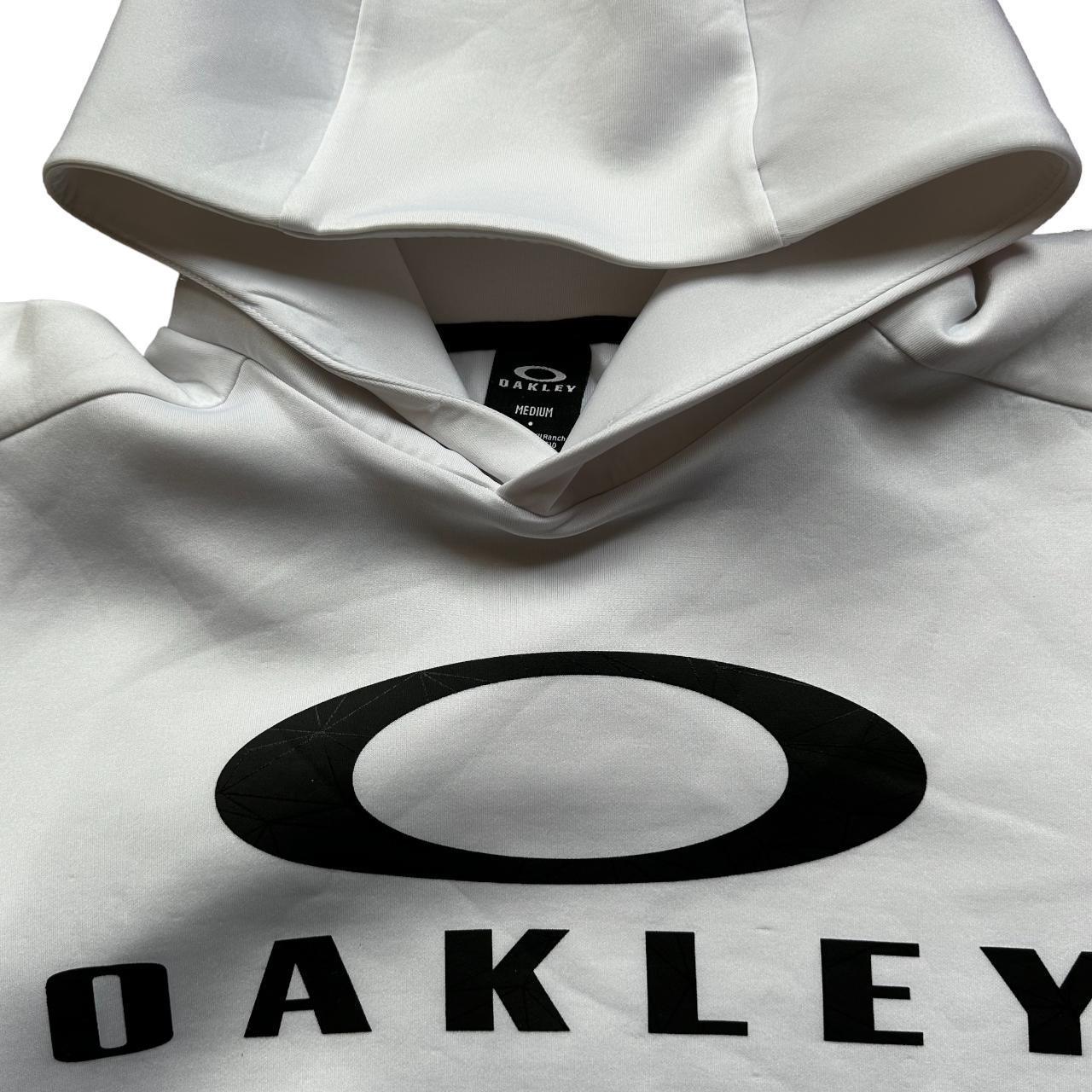 Oakley logo white Long sleeve hoodie - Known Source