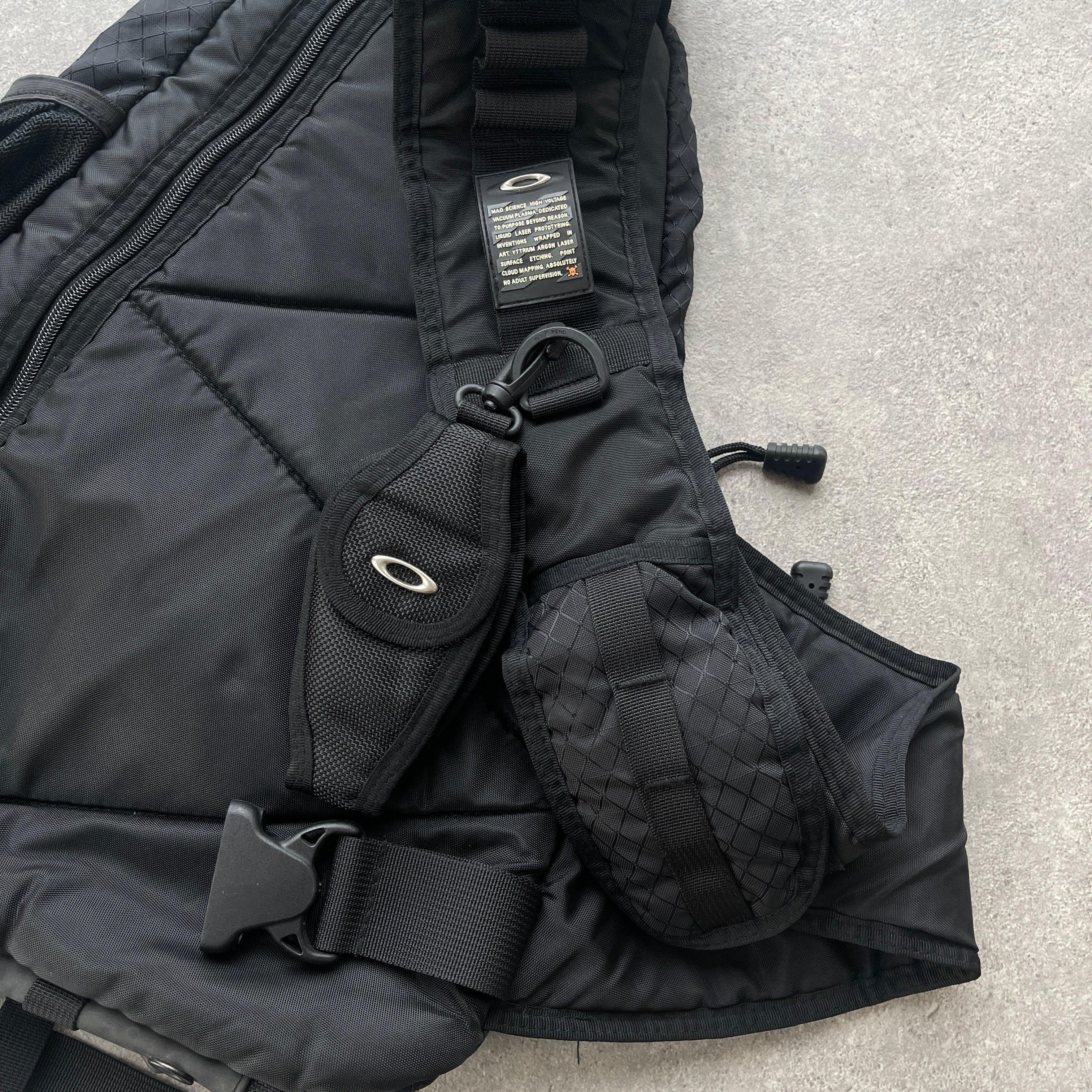 Oakley single strap backpack on sale