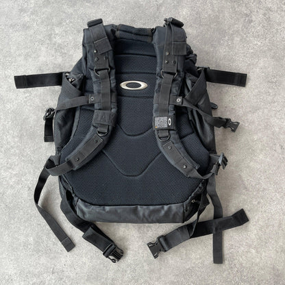 Oakley Software RARE 2000s technical utility backpack (22”x18”x10”) - Known Source