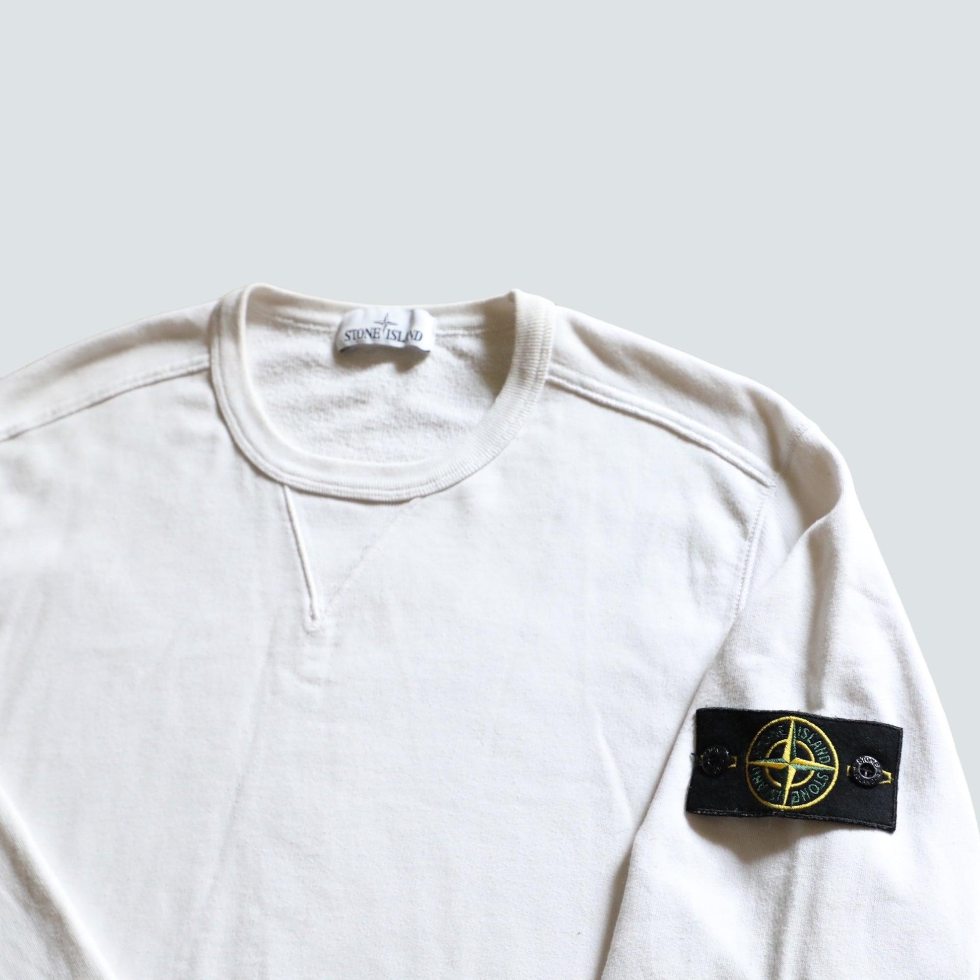 Stone Island crewneck in white (L) - Known Source