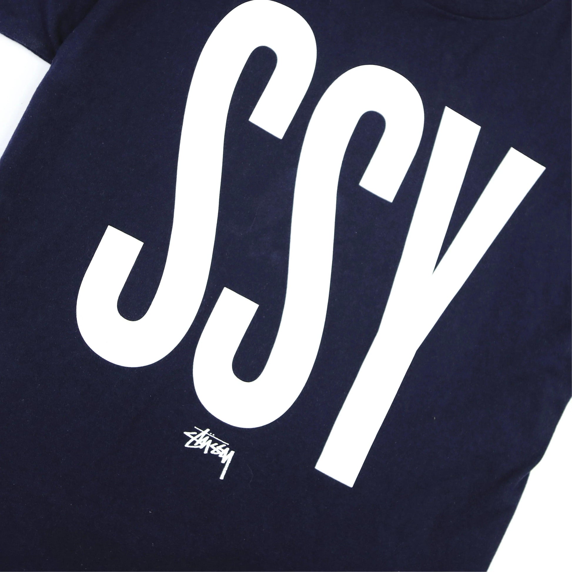 STUSSY STOCK WRAP AROUND TEE (L) - Known Source