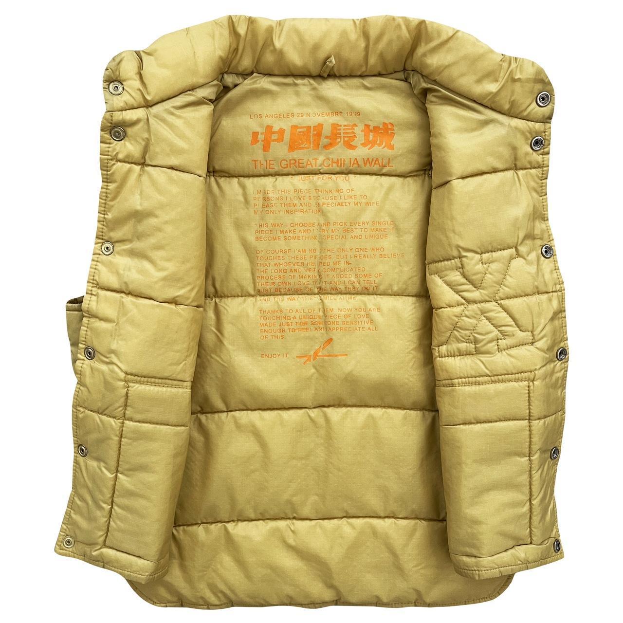 The Great China Wall Puffer Gilet Vest - Known Source