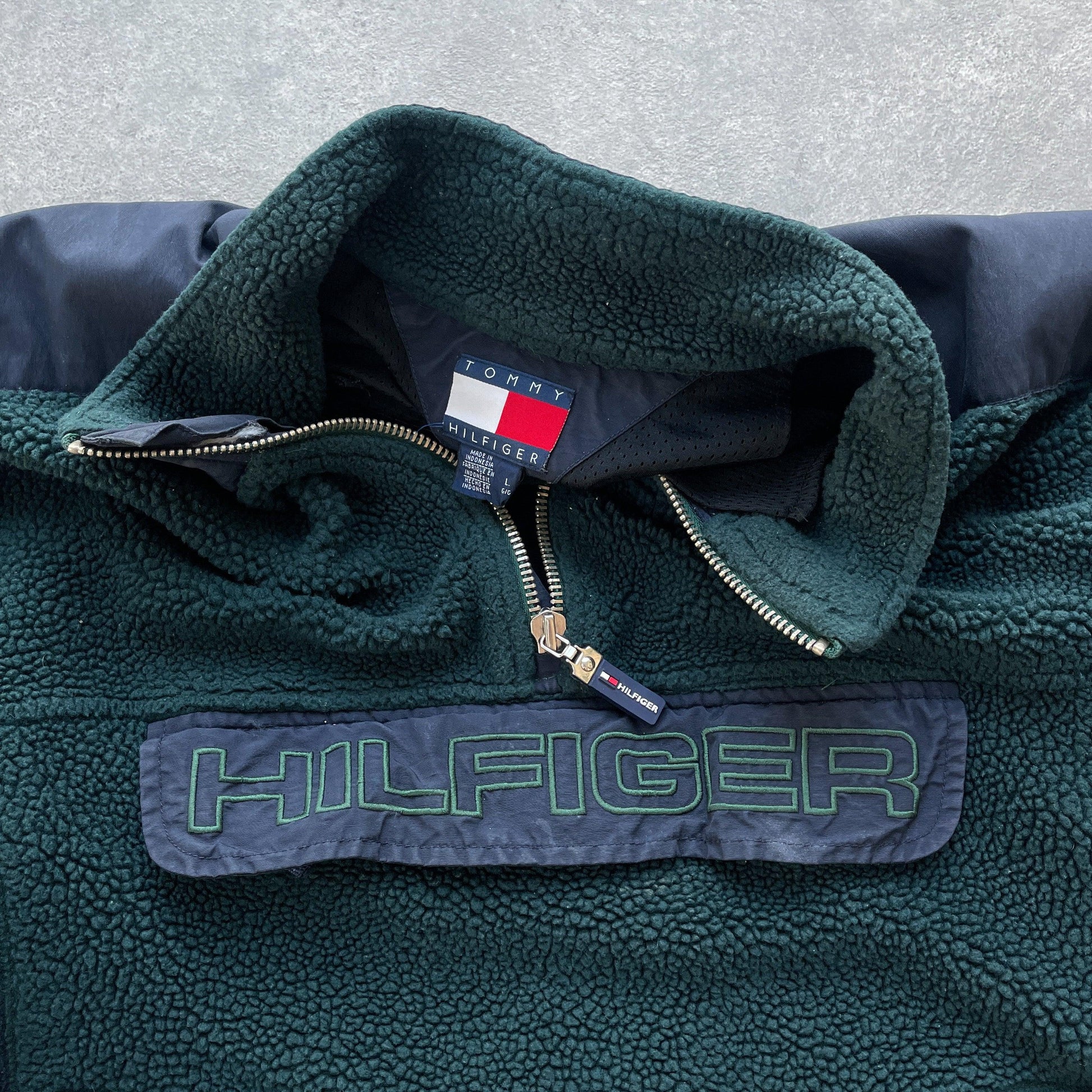 Tommy Hilfiger RARE 1990s 1/4 zip technical sherpa fleece jacket (XL) - Known Source