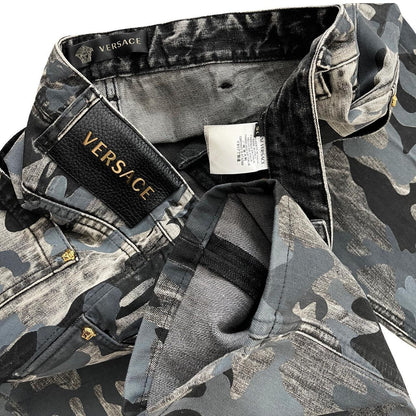 Versace Jeans - Known Source